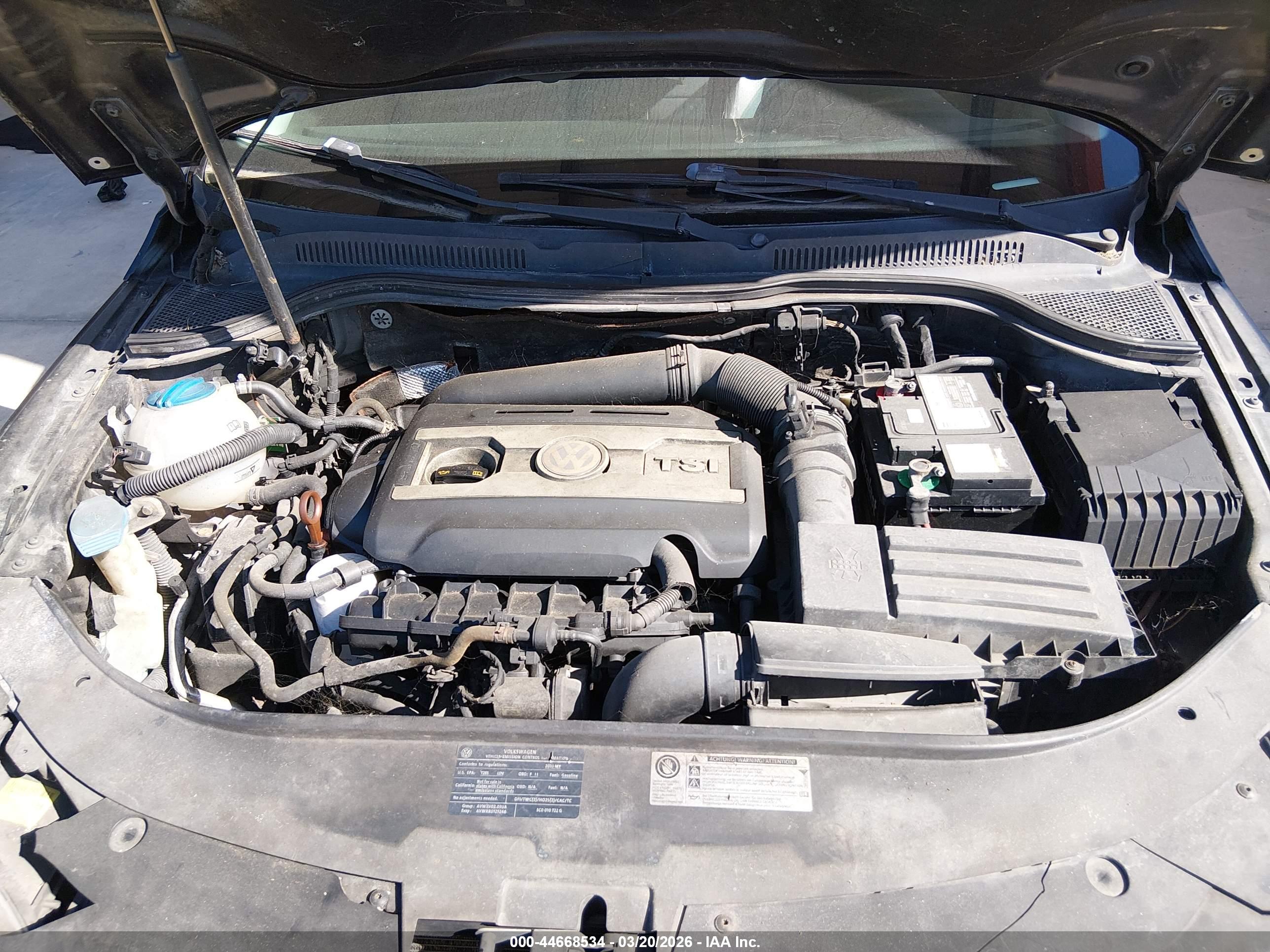 VOLKSWAGEN CC image 10