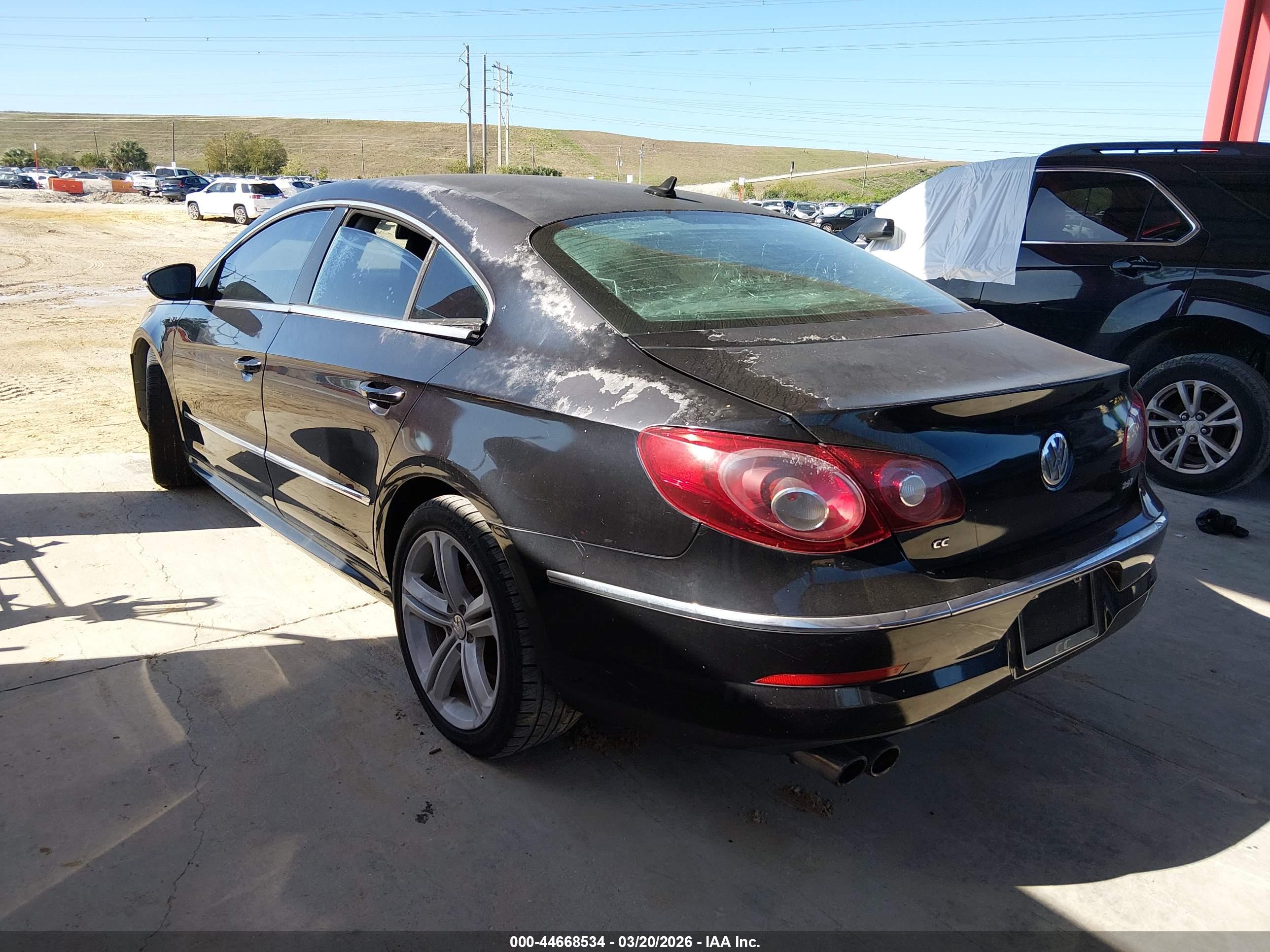 VOLKSWAGEN CC image 3
