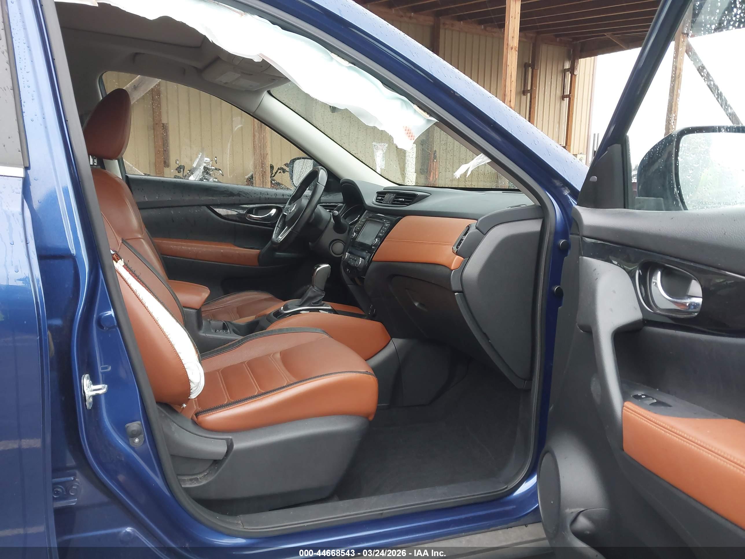 NISSAN ROGUE image 5