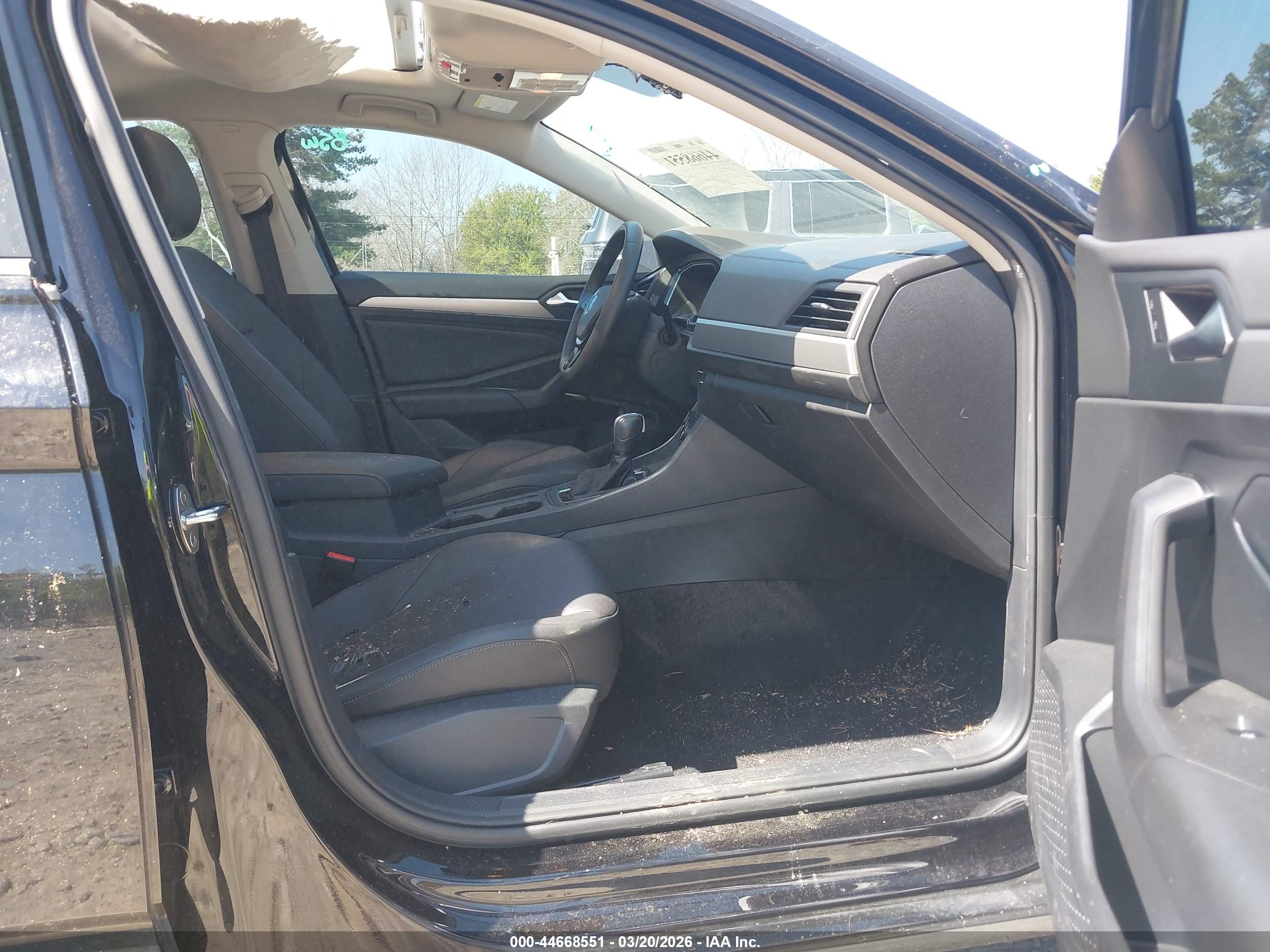 VOLKSWAGEN JETTA image 5