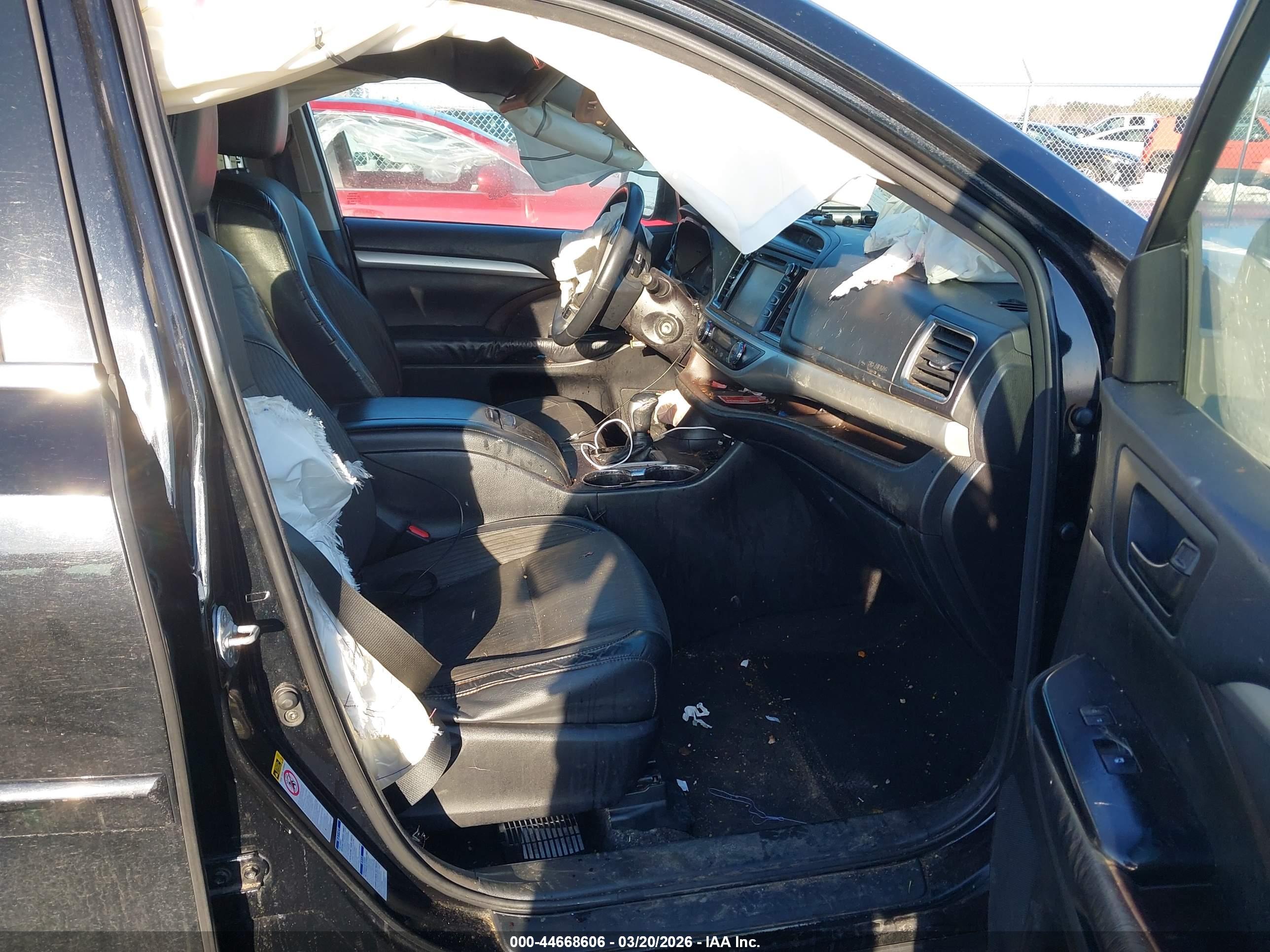 TOYOTA HIGHLANDER image 5