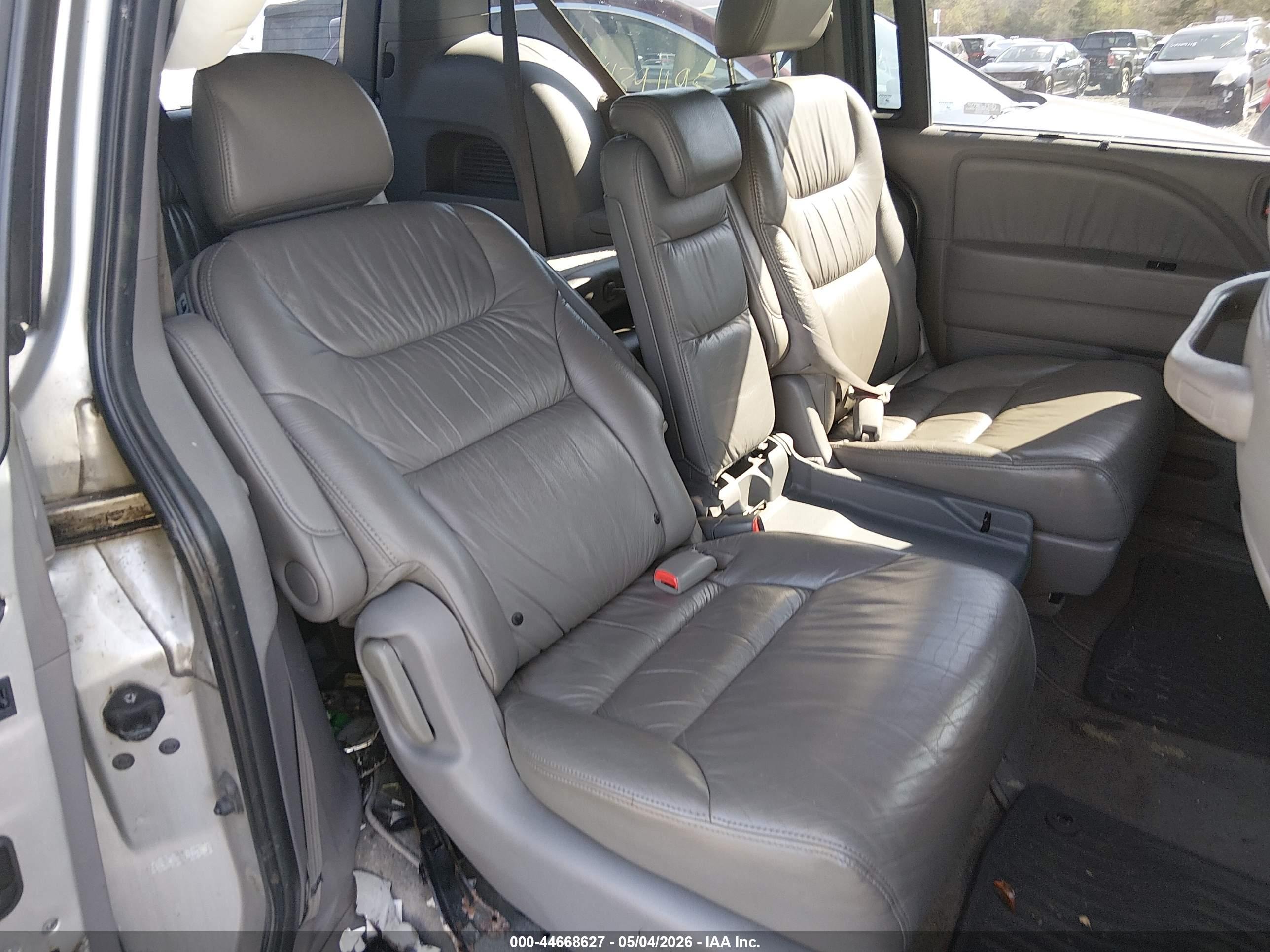 HONDA ODYSSEY image 8