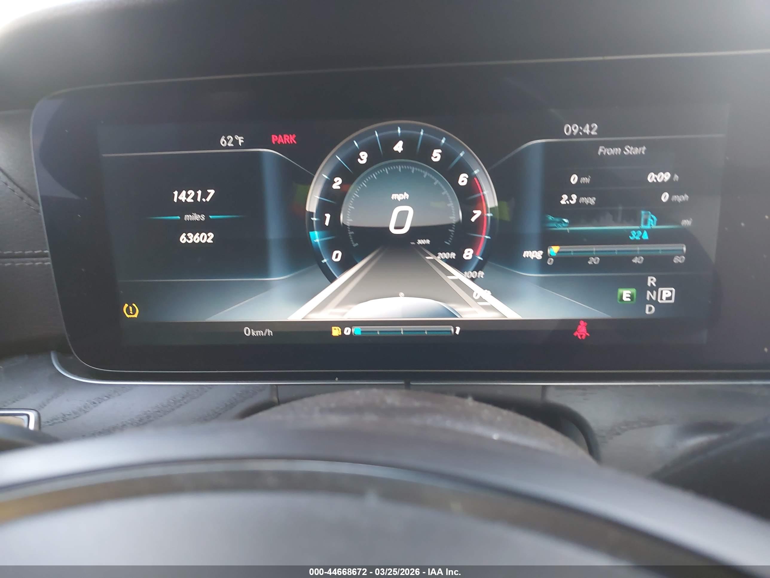 MERCEDES-BENZ E image 7