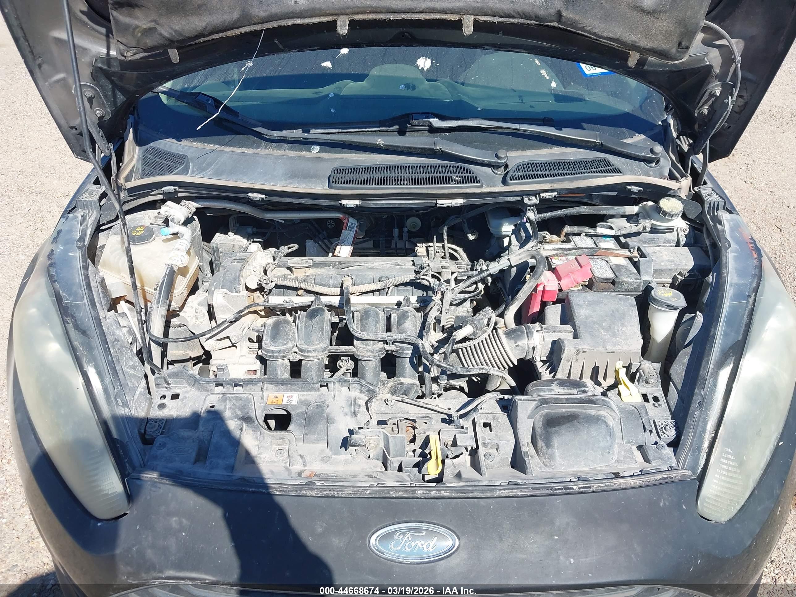 FORD FIESTA image 10
