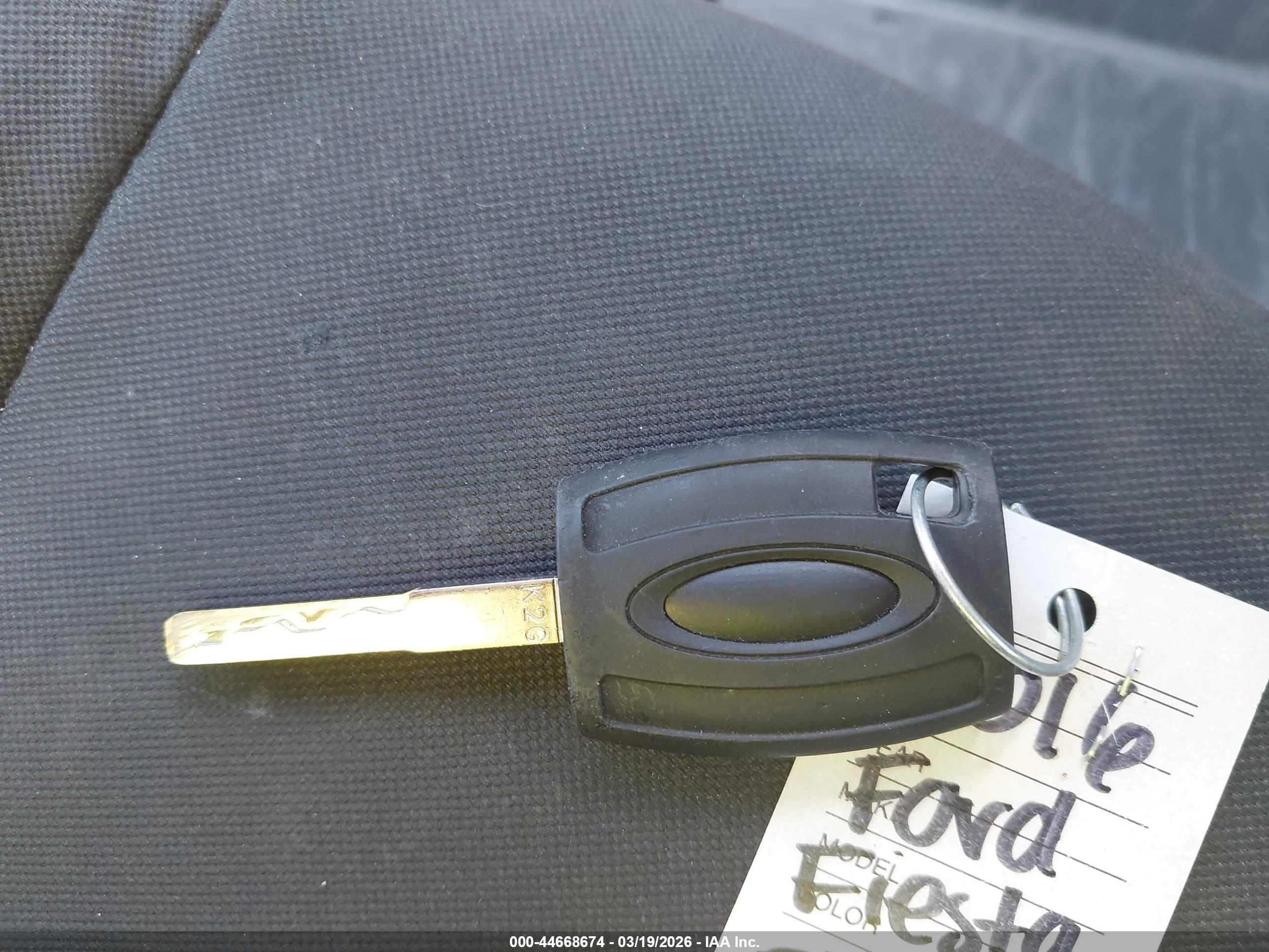 FORD FIESTA image 11
