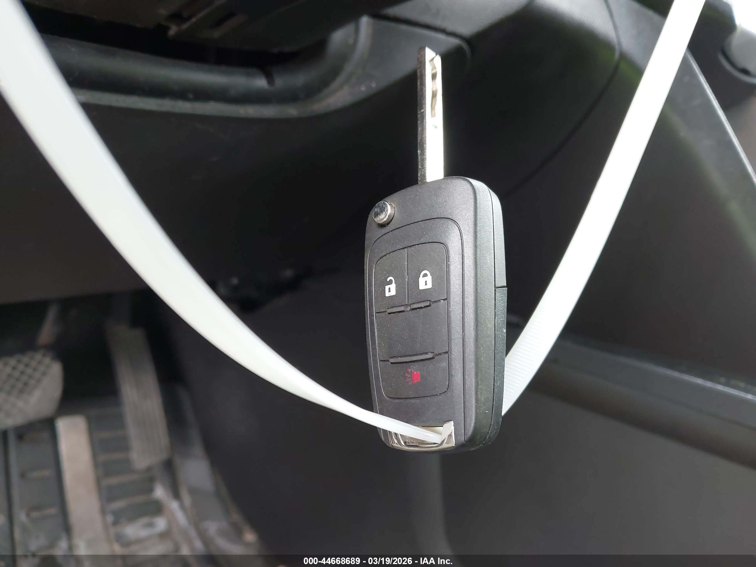 CHEVROLET EQUINOX image 11