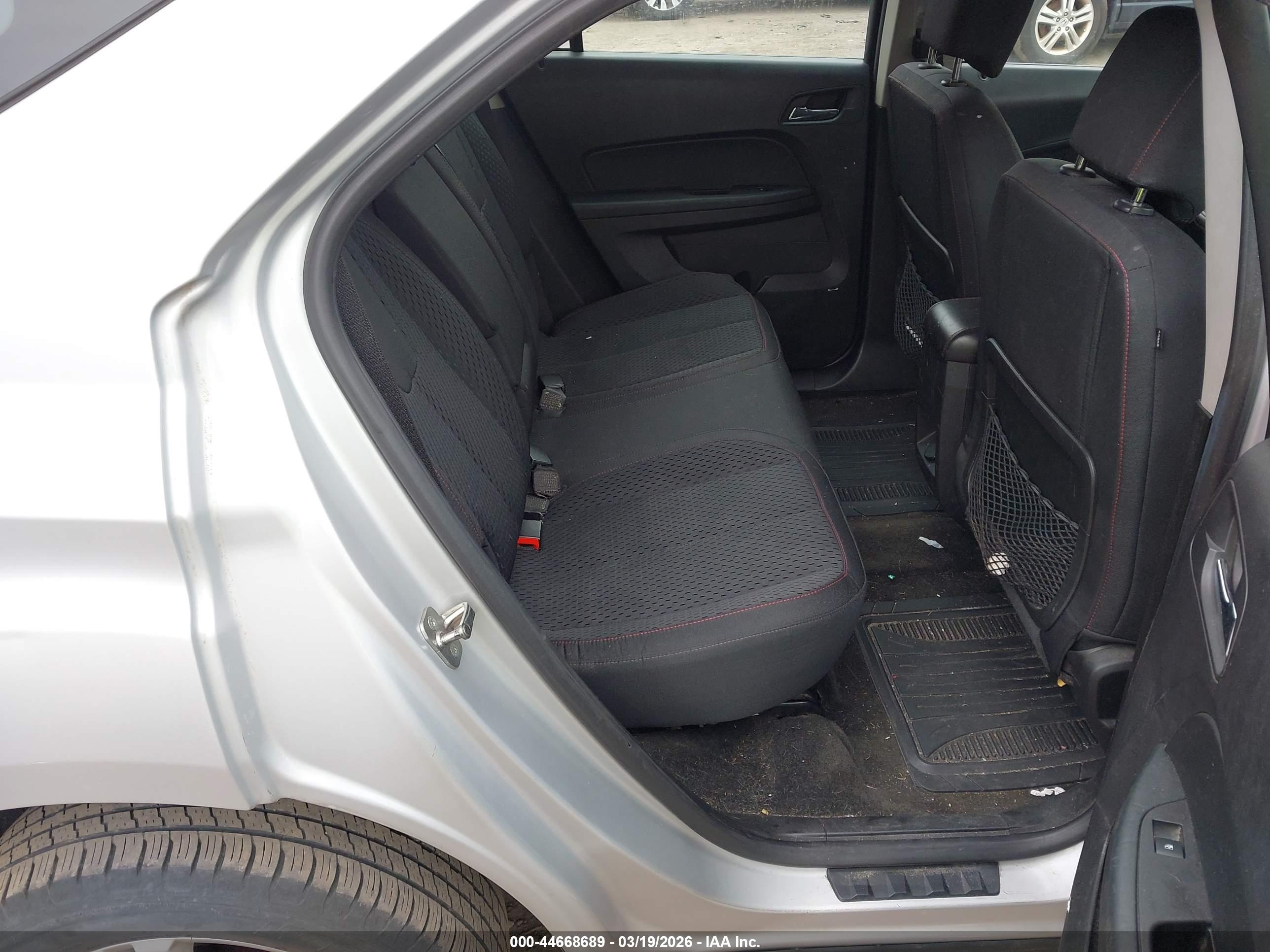 CHEVROLET EQUINOX image 8