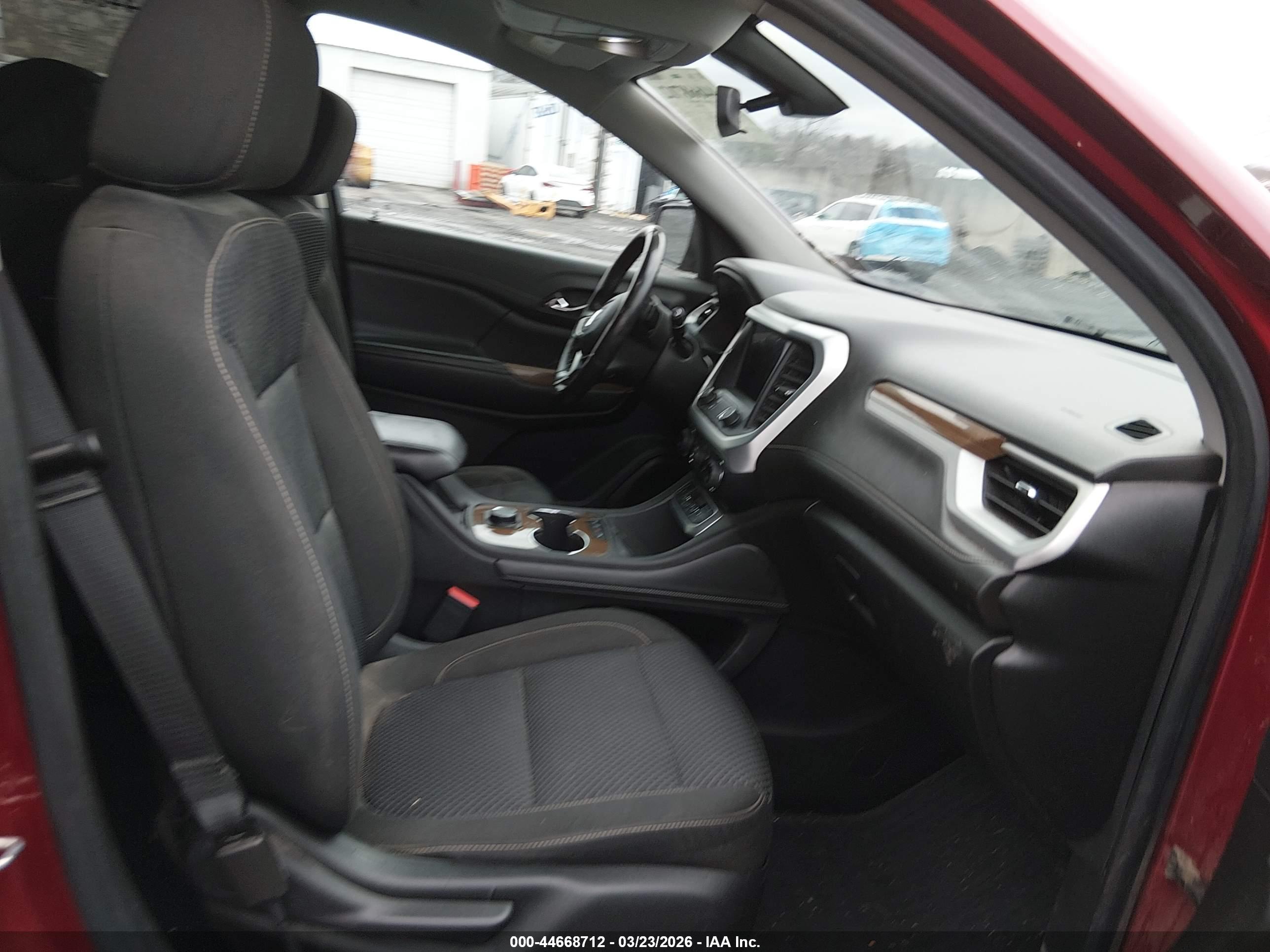 GMC ACADIA image 5