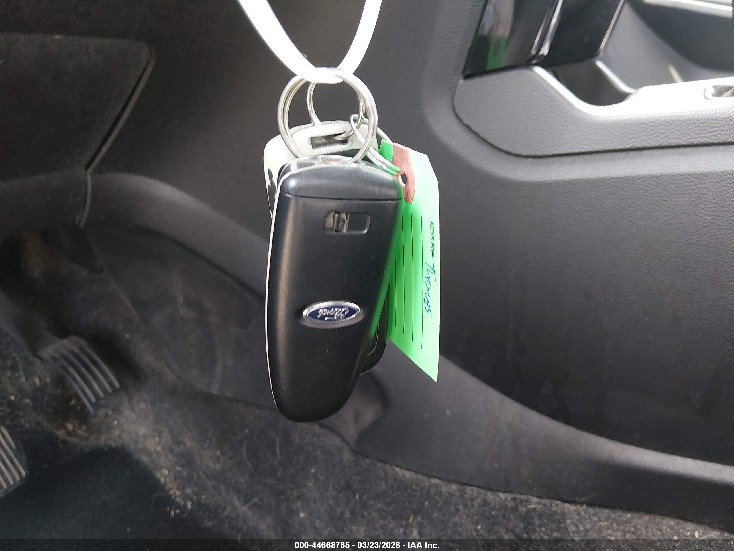 FORD ESCAPE image 11