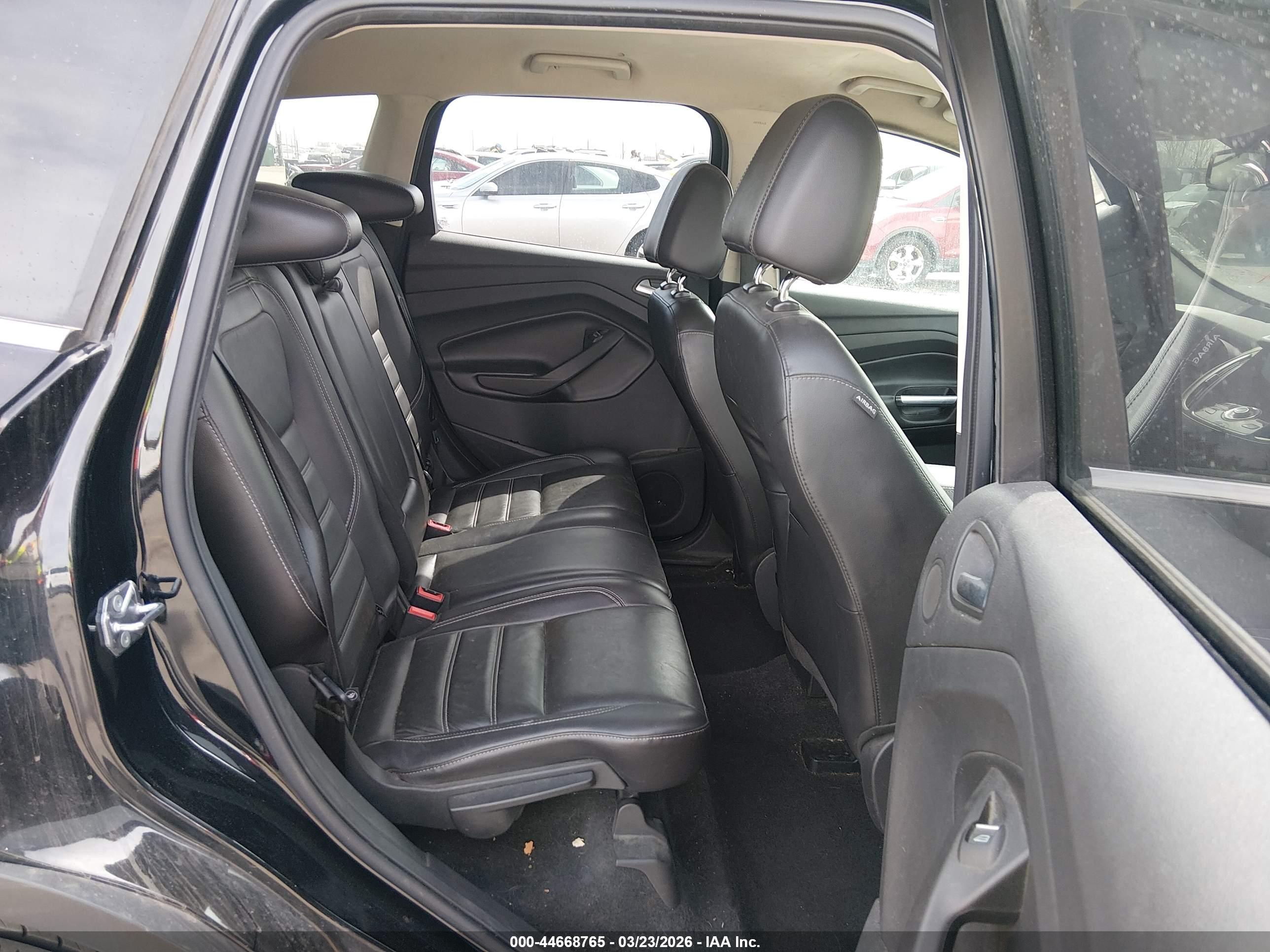 FORD ESCAPE image 8