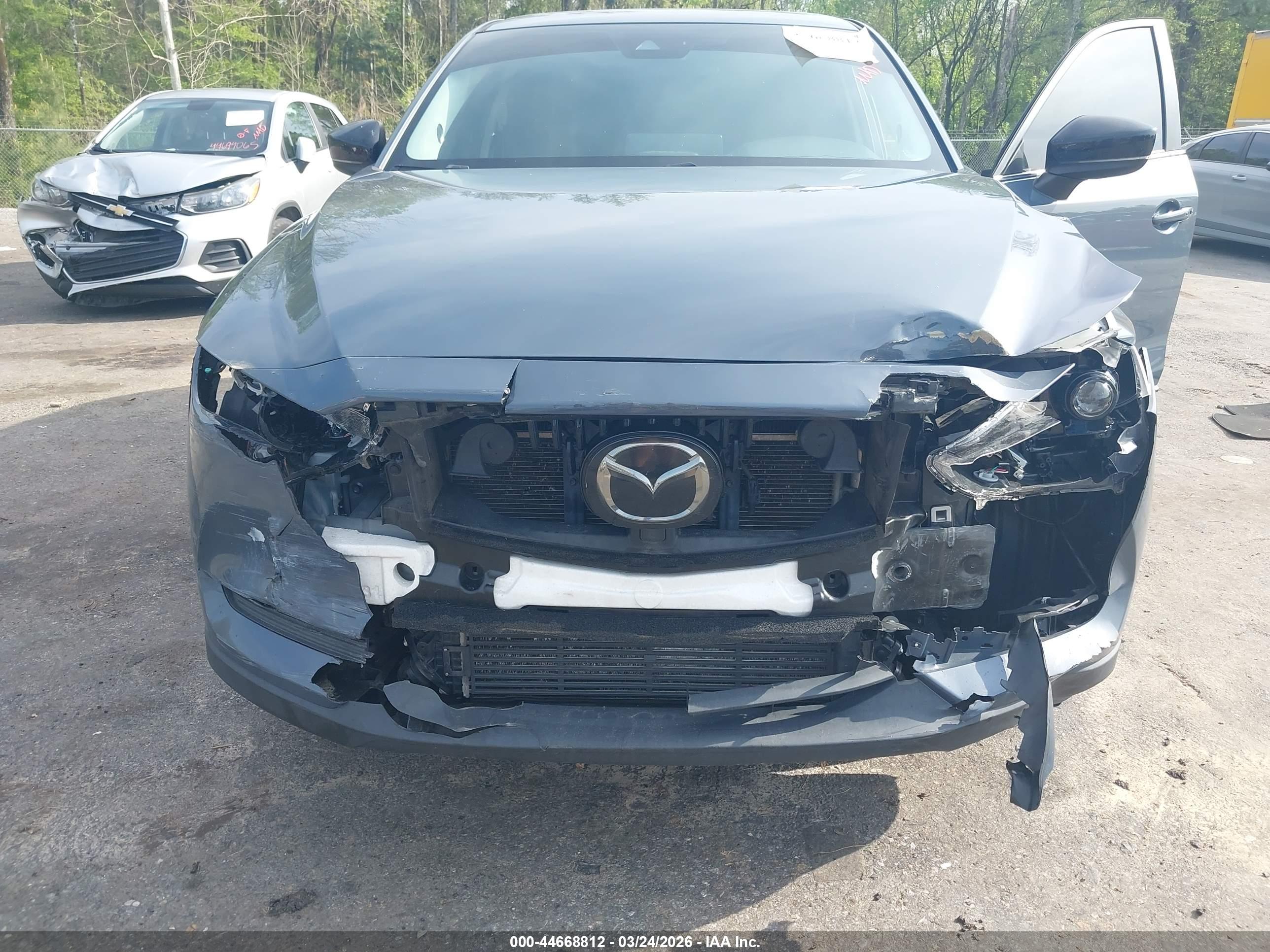 MAZDA CX-5 image 6