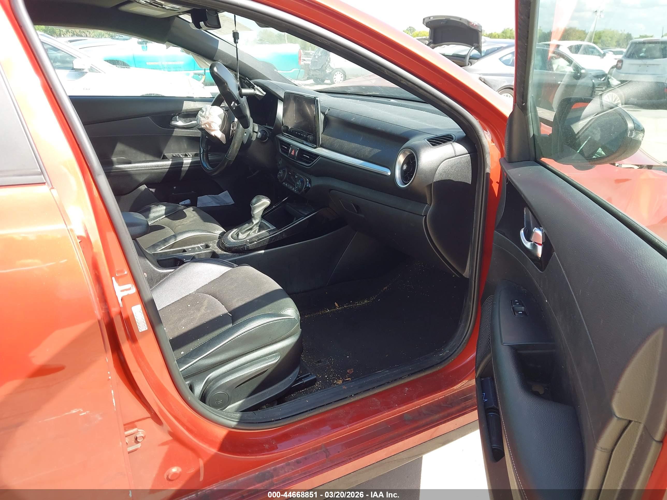 KIA FORTE image 5