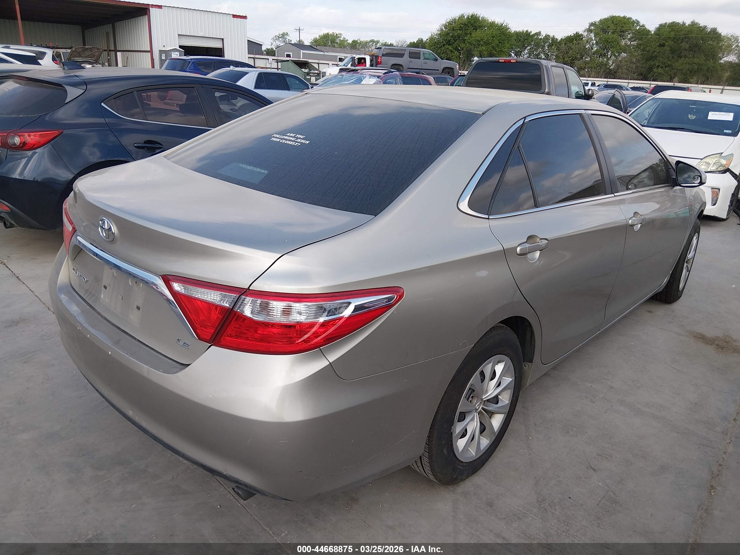 TOYOTA CAMRY image 4