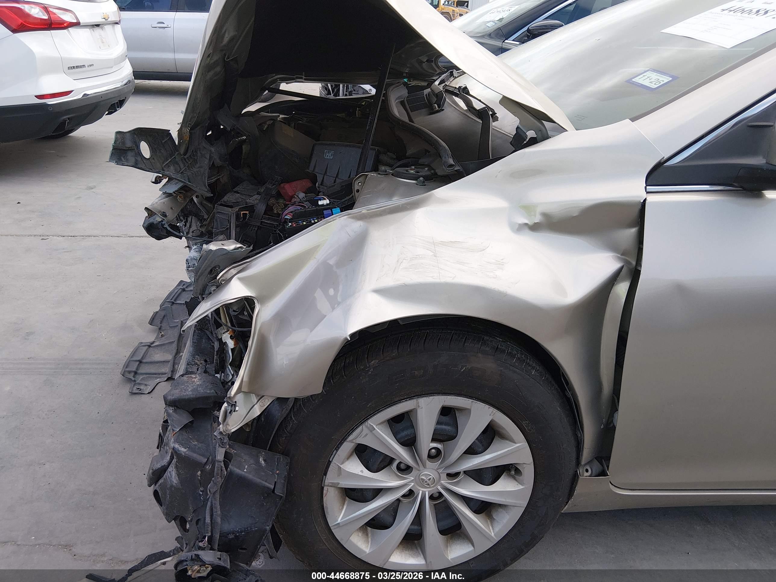 TOYOTA CAMRY image 6