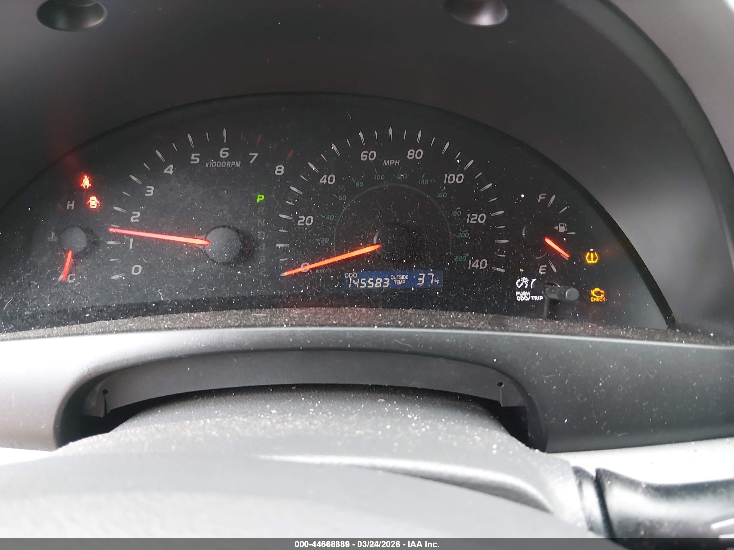 TOYOTA CAMRY image 7