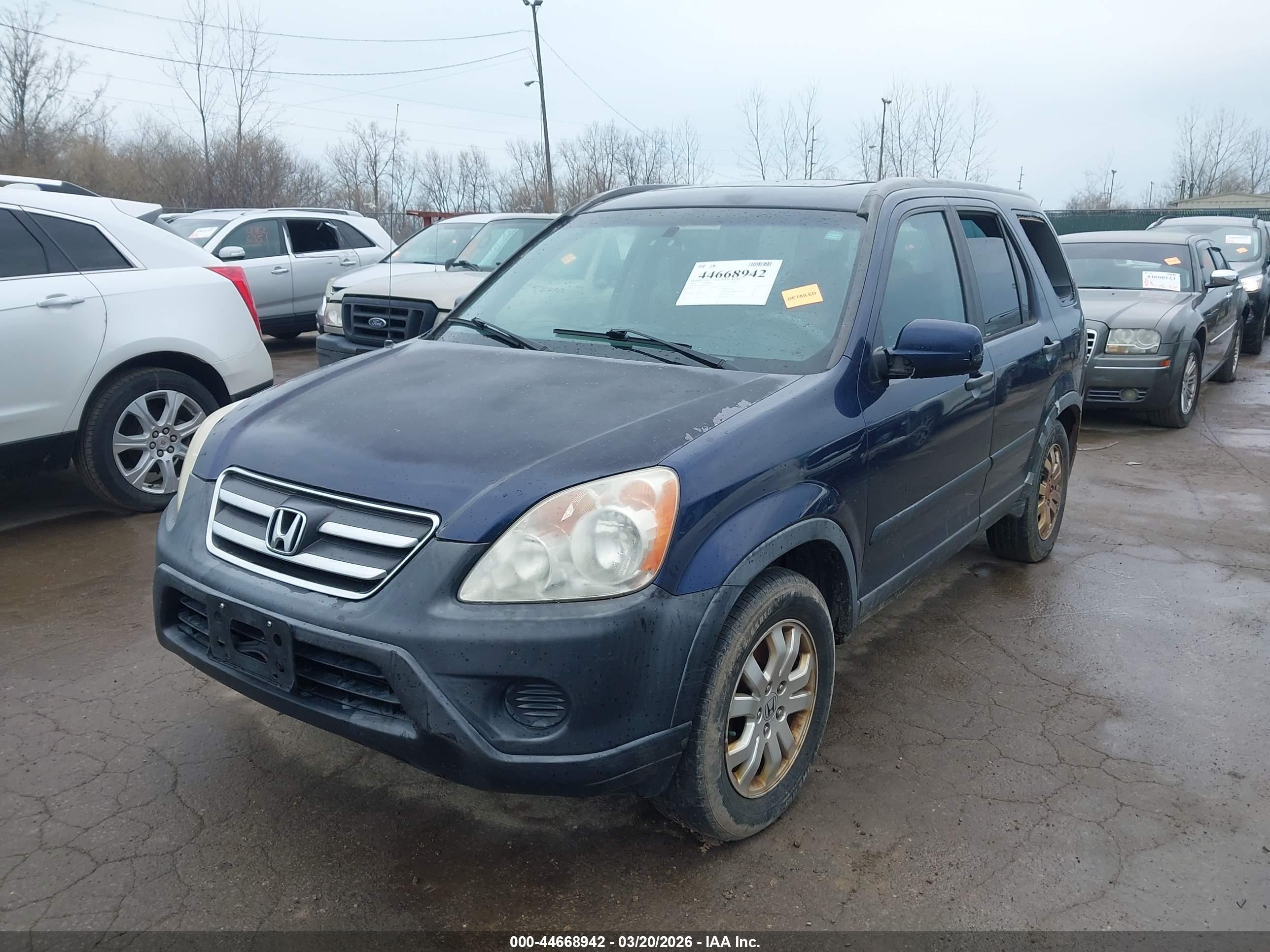 HONDA CR-V image 2