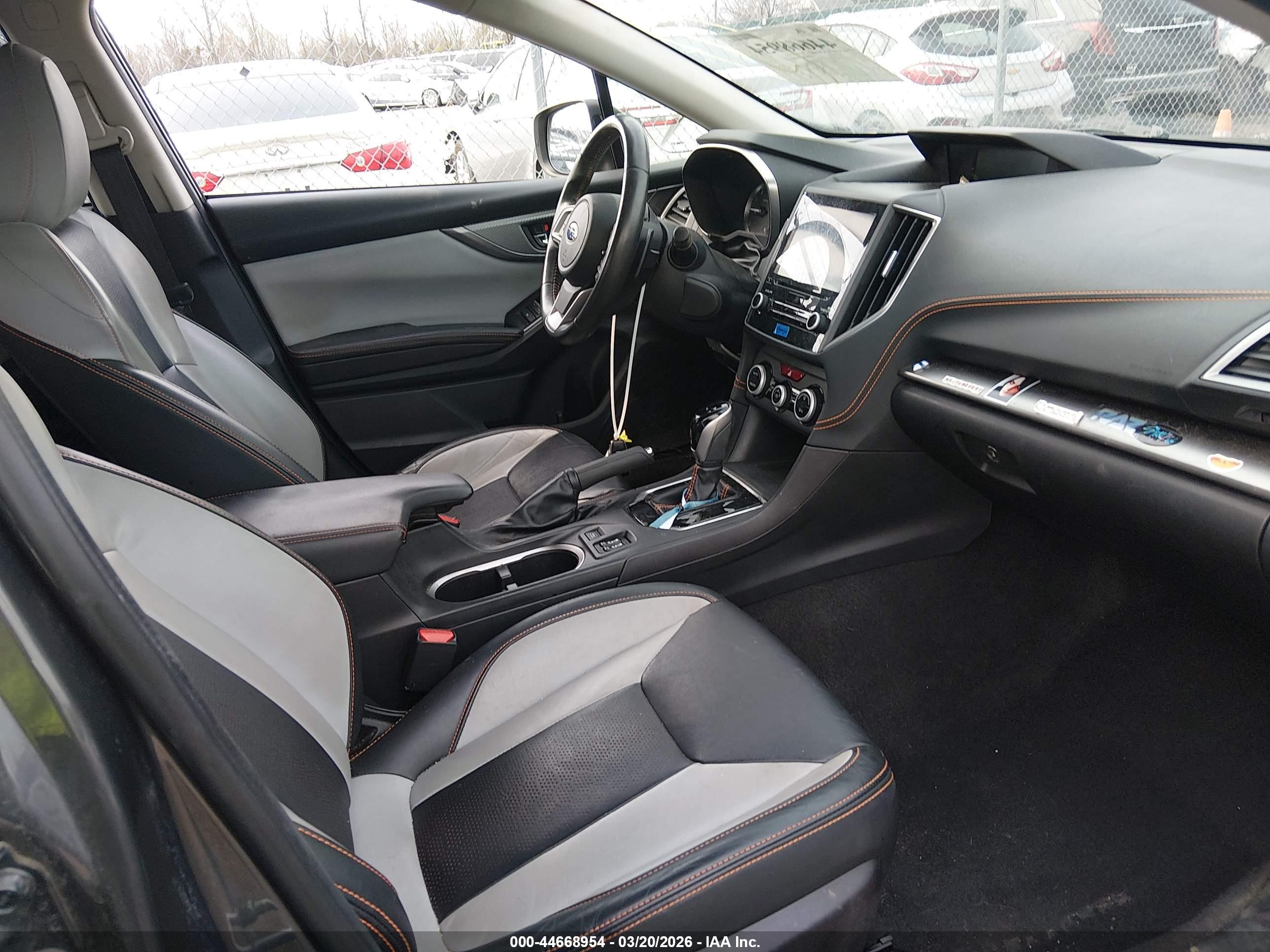 SUBARU CROSSTREK image 5