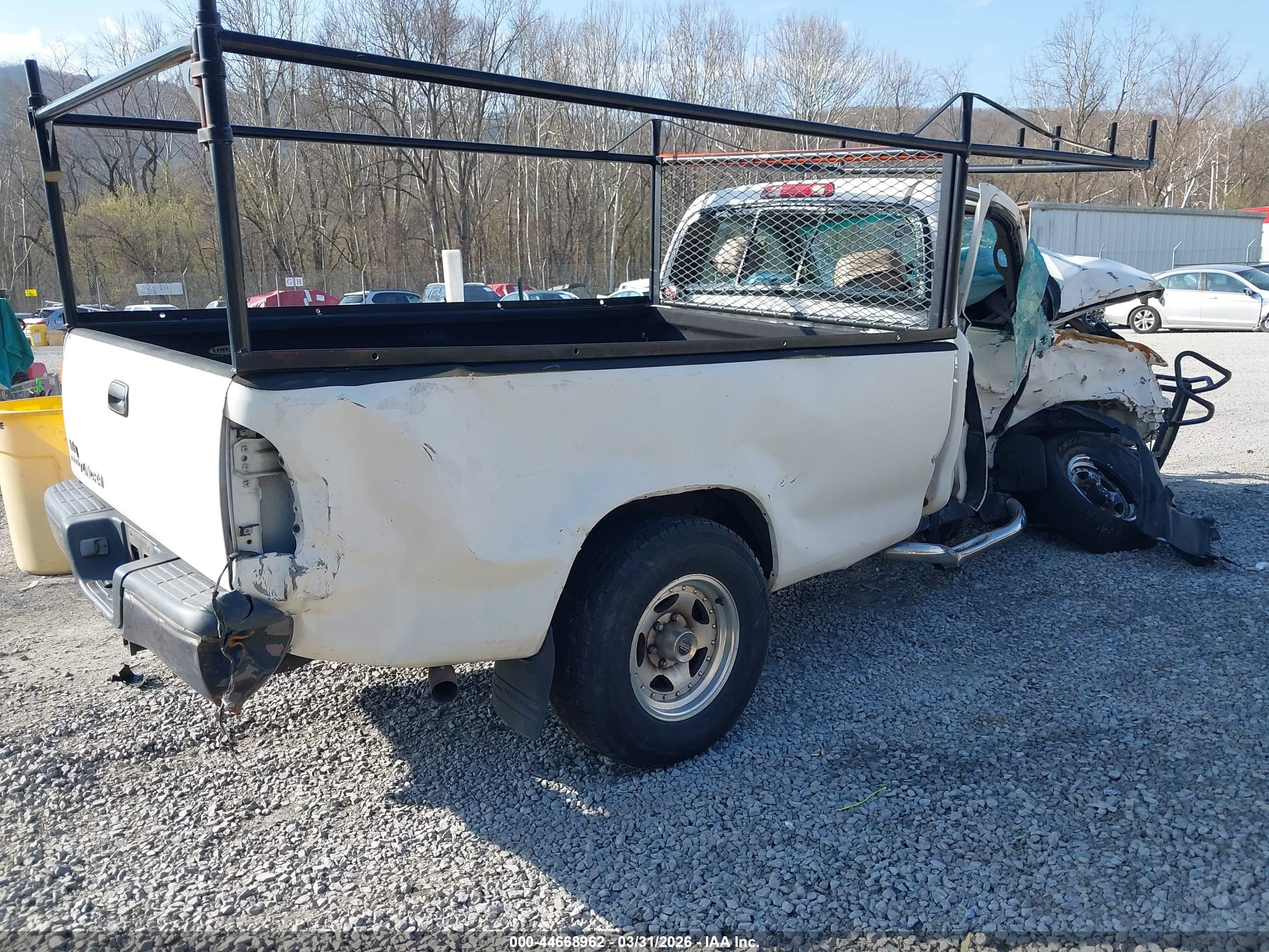 TOYOTA TUNDRA image 4