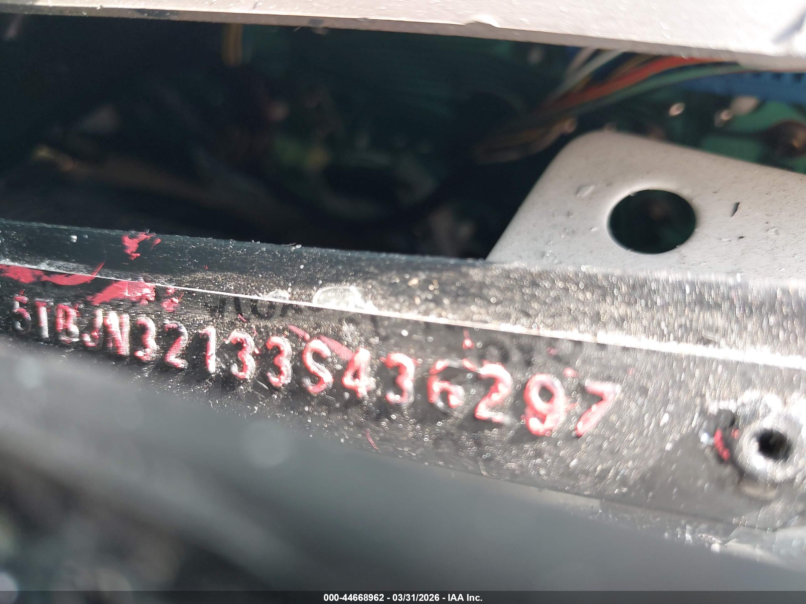 TOYOTA TUNDRA image 9