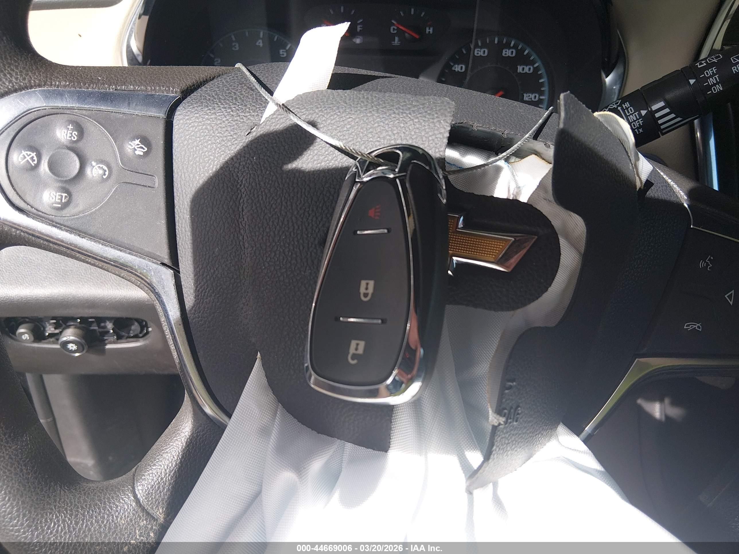 CHEVROLET TRAVERSE image 11