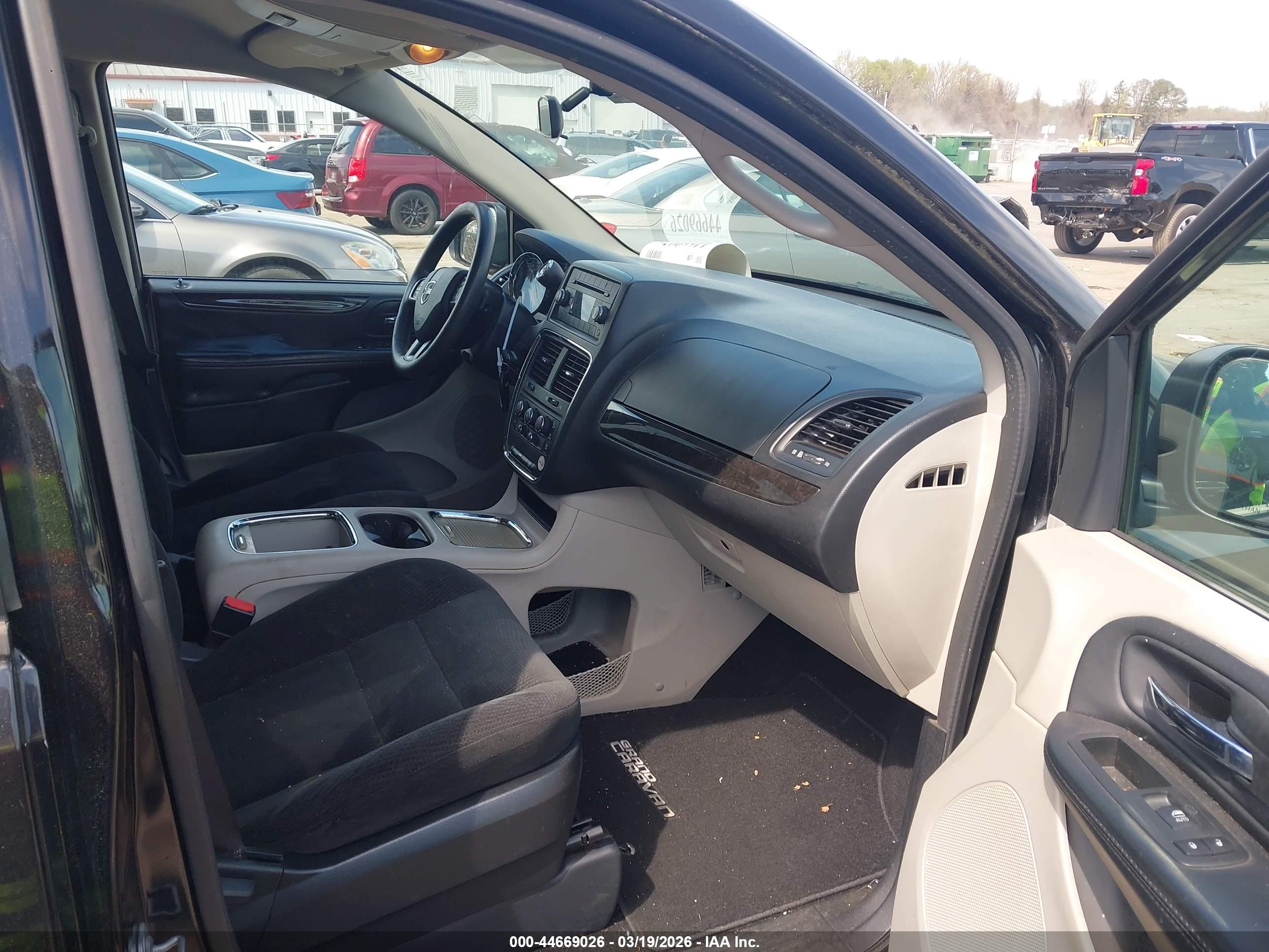 DODGE GRAND image 5