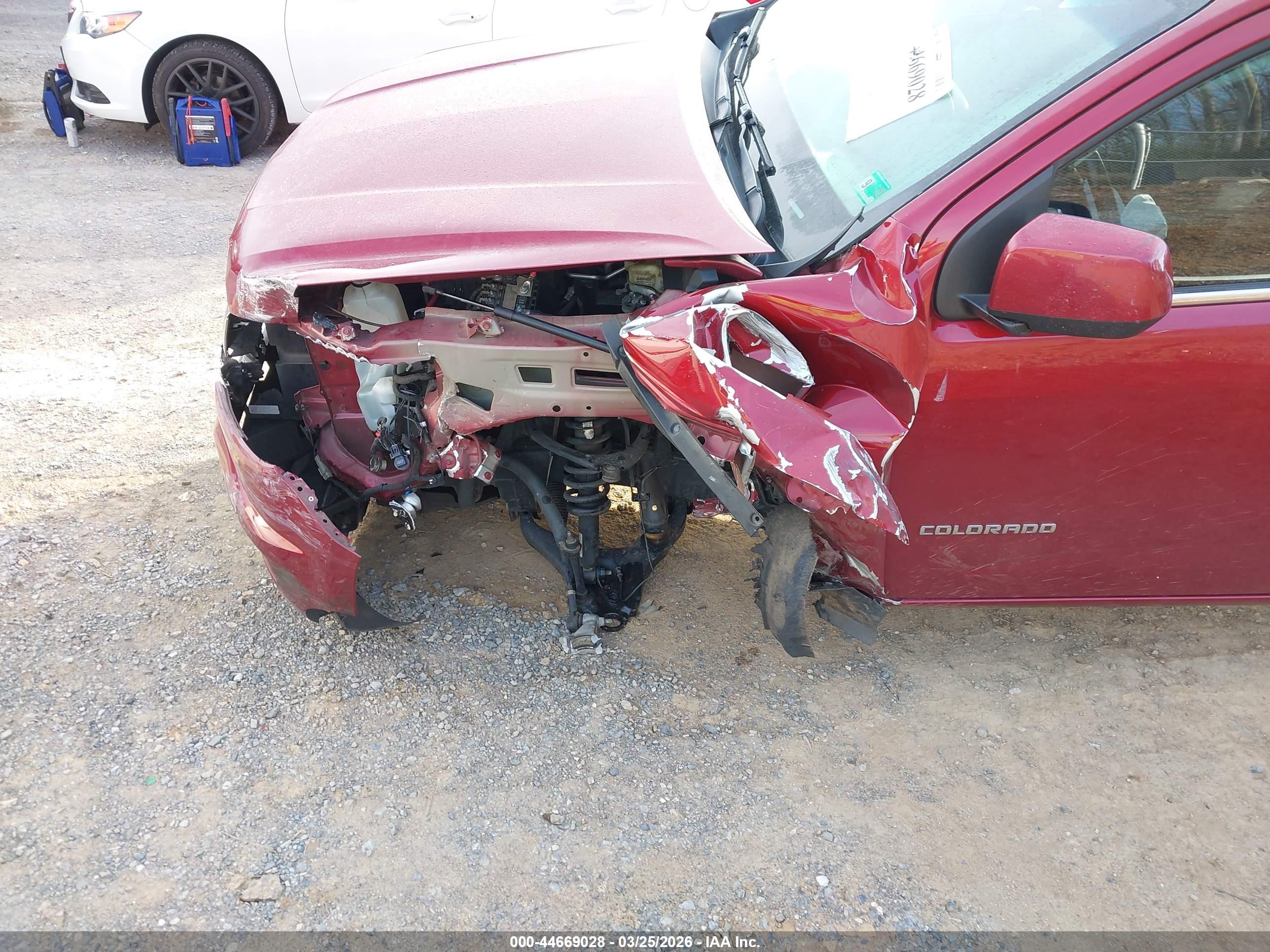 CHEVROLET COLORADO image 6