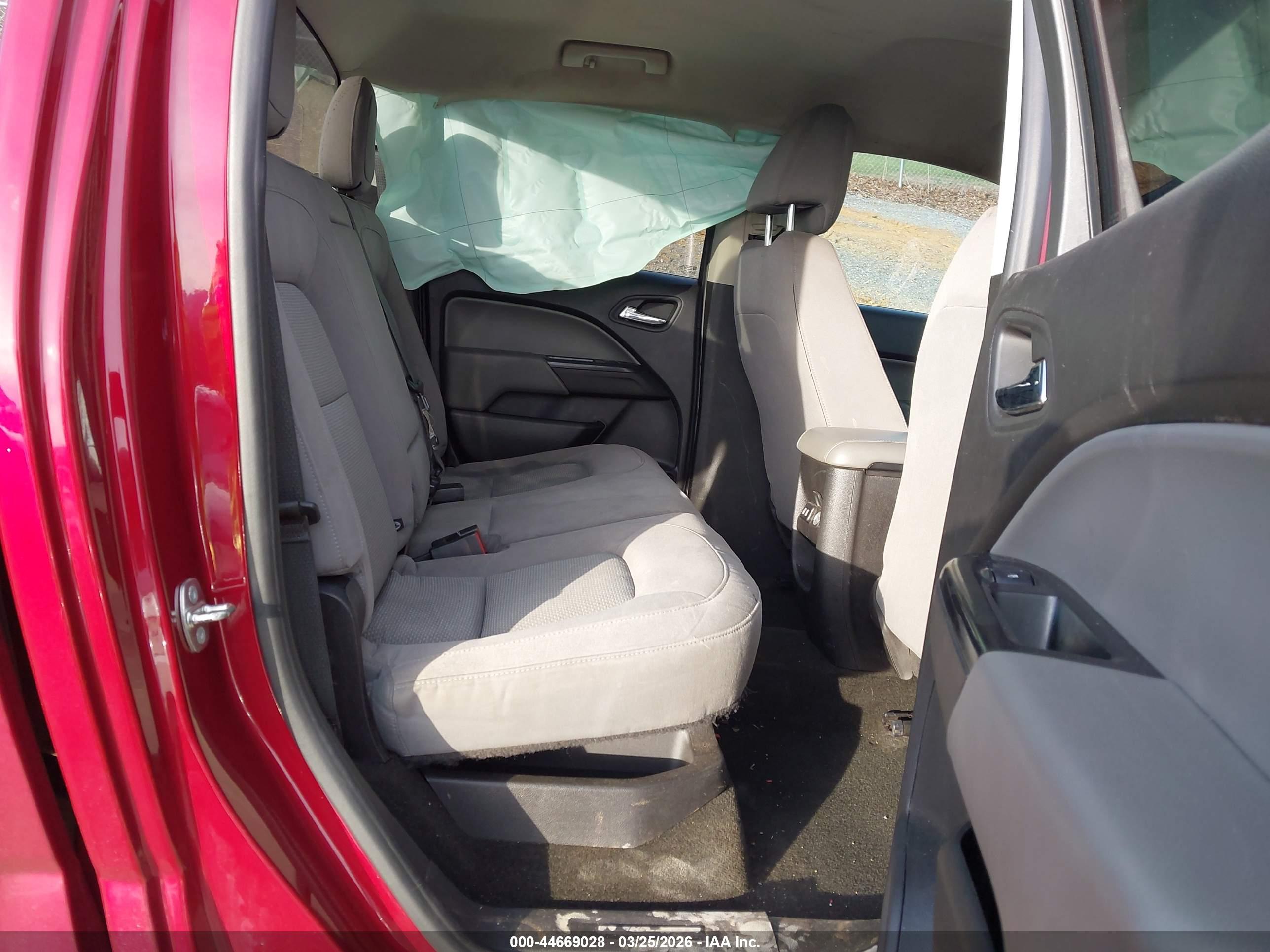 CHEVROLET COLORADO image 8