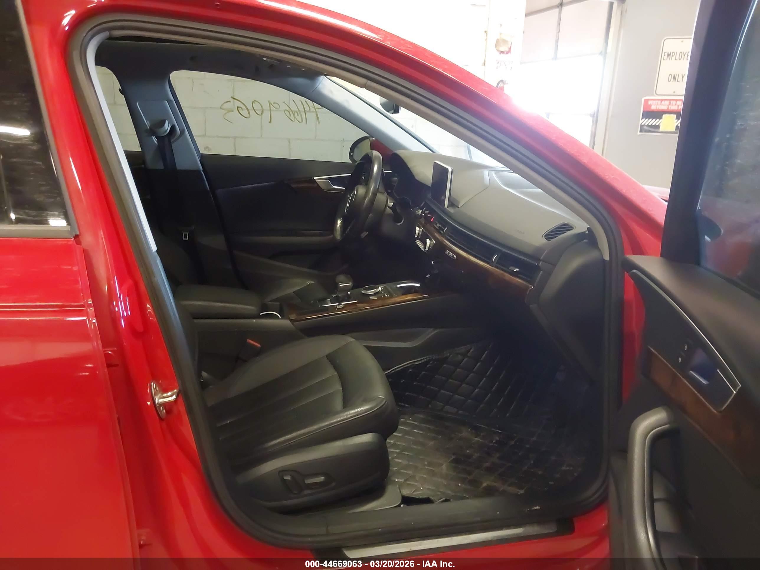AUDI A4 image 5