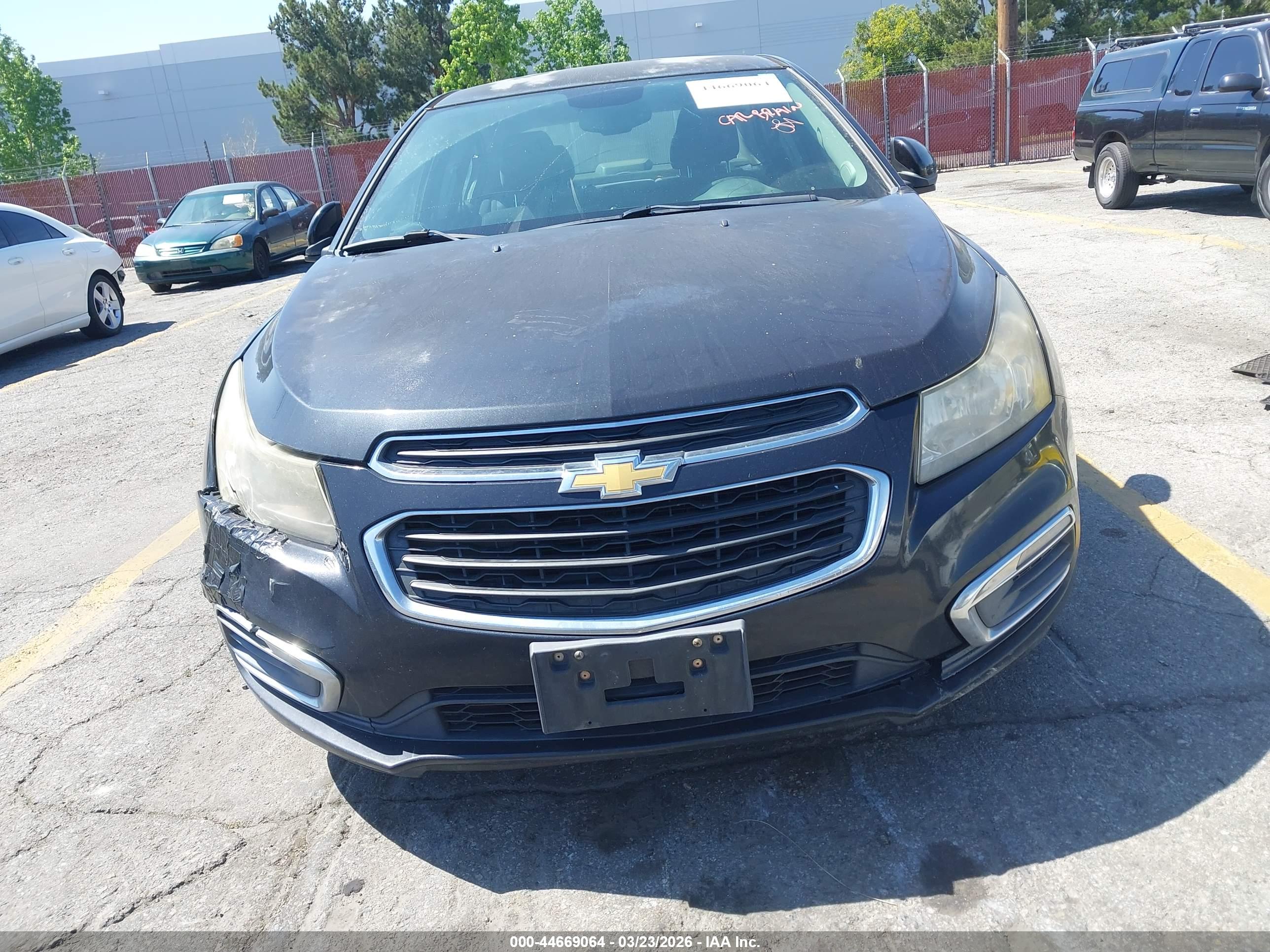CHEVROLET CRUZE image 6