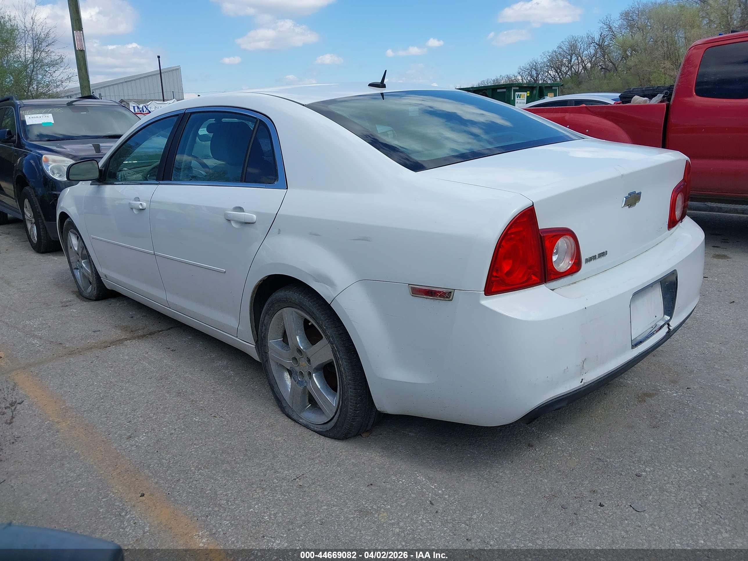 CHEVROLET MALIBU image 3