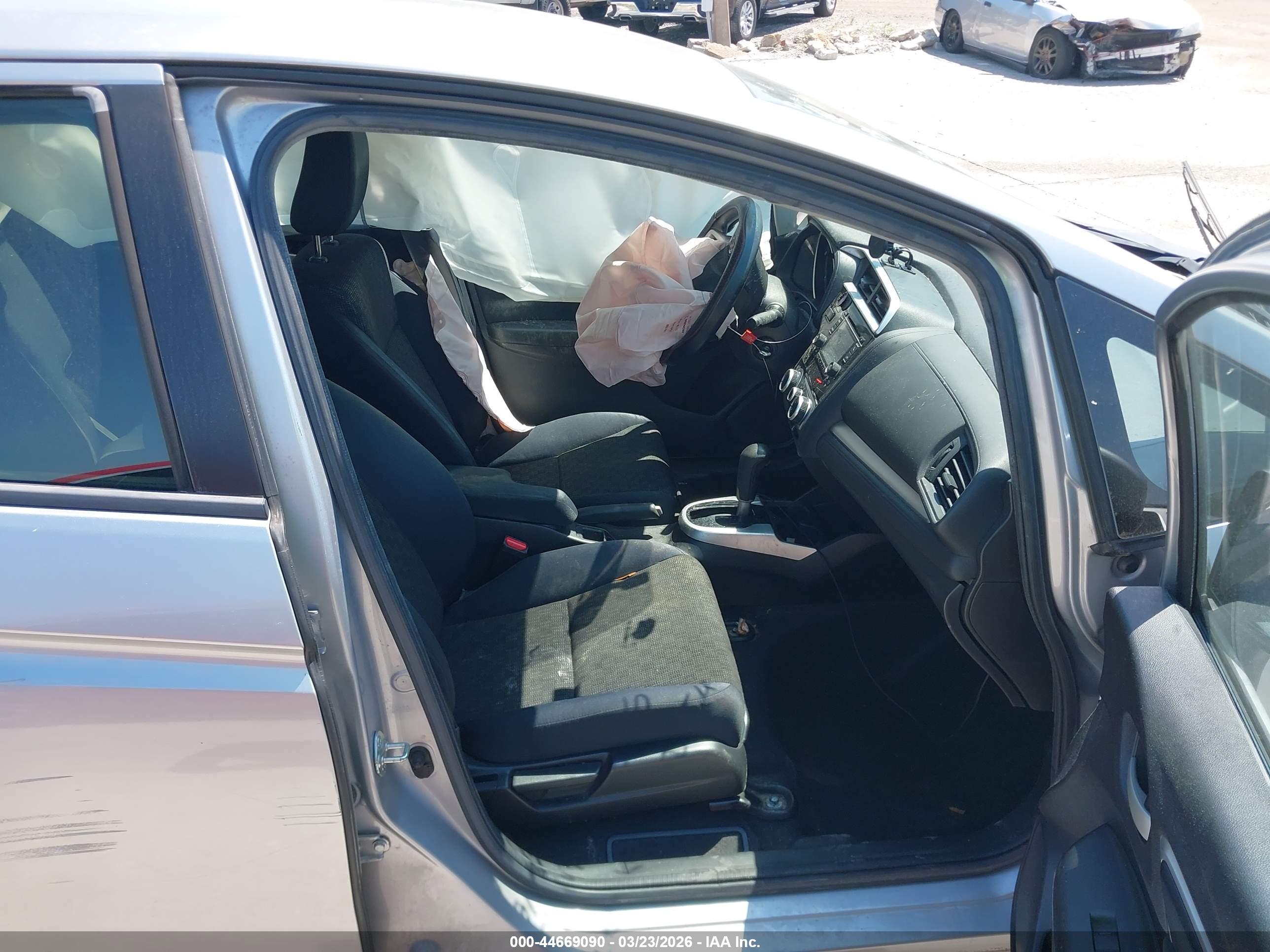 HONDA FIT image 5