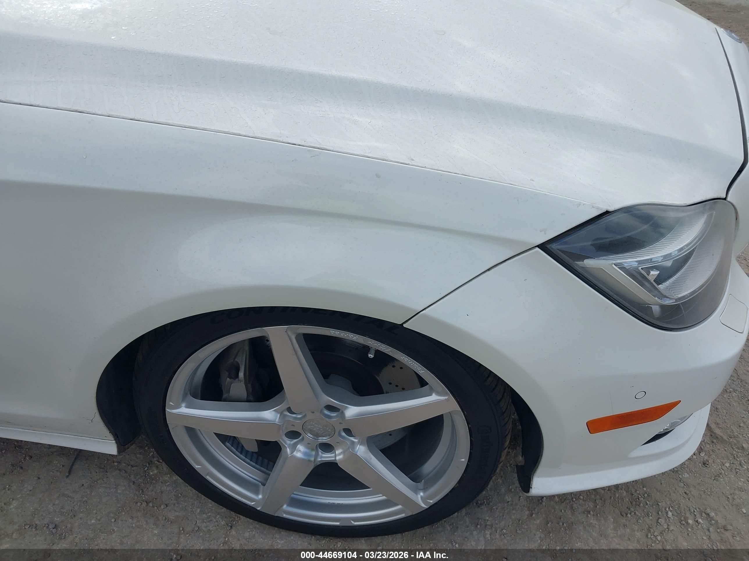 MERCEDES-BENZ CLS image 6