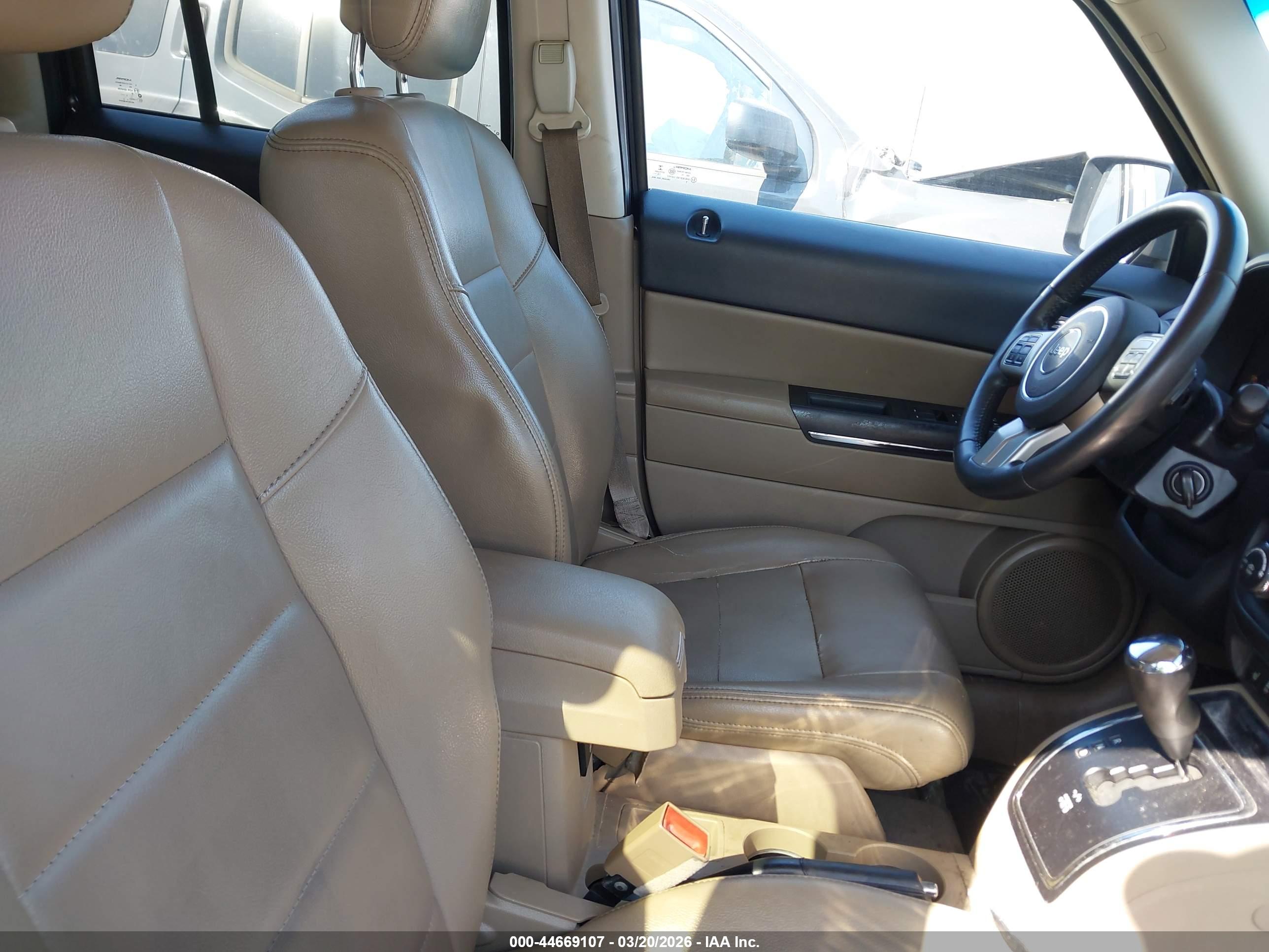 JEEP PATRIOT image 5