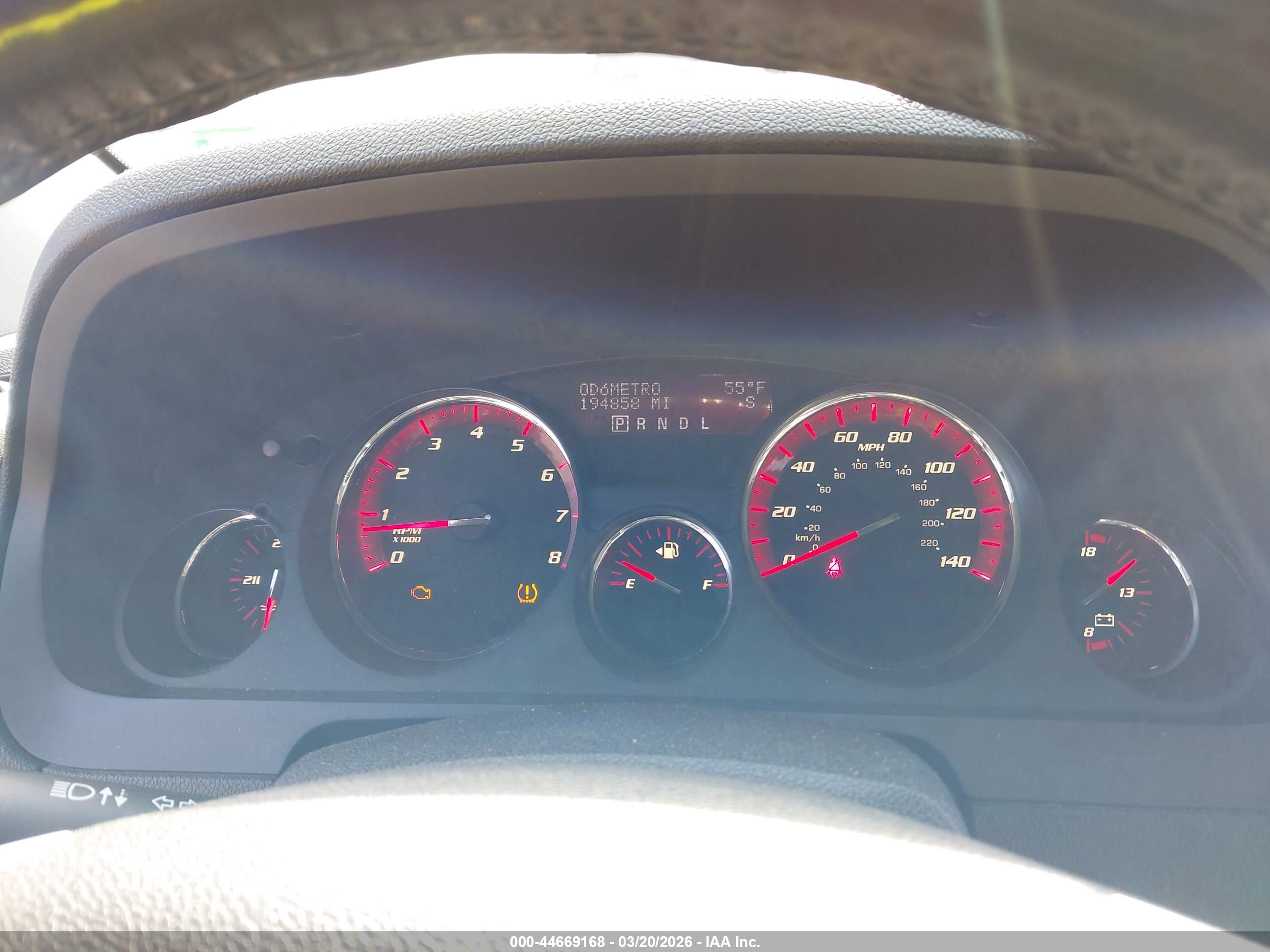 GMC ACADIA image 7