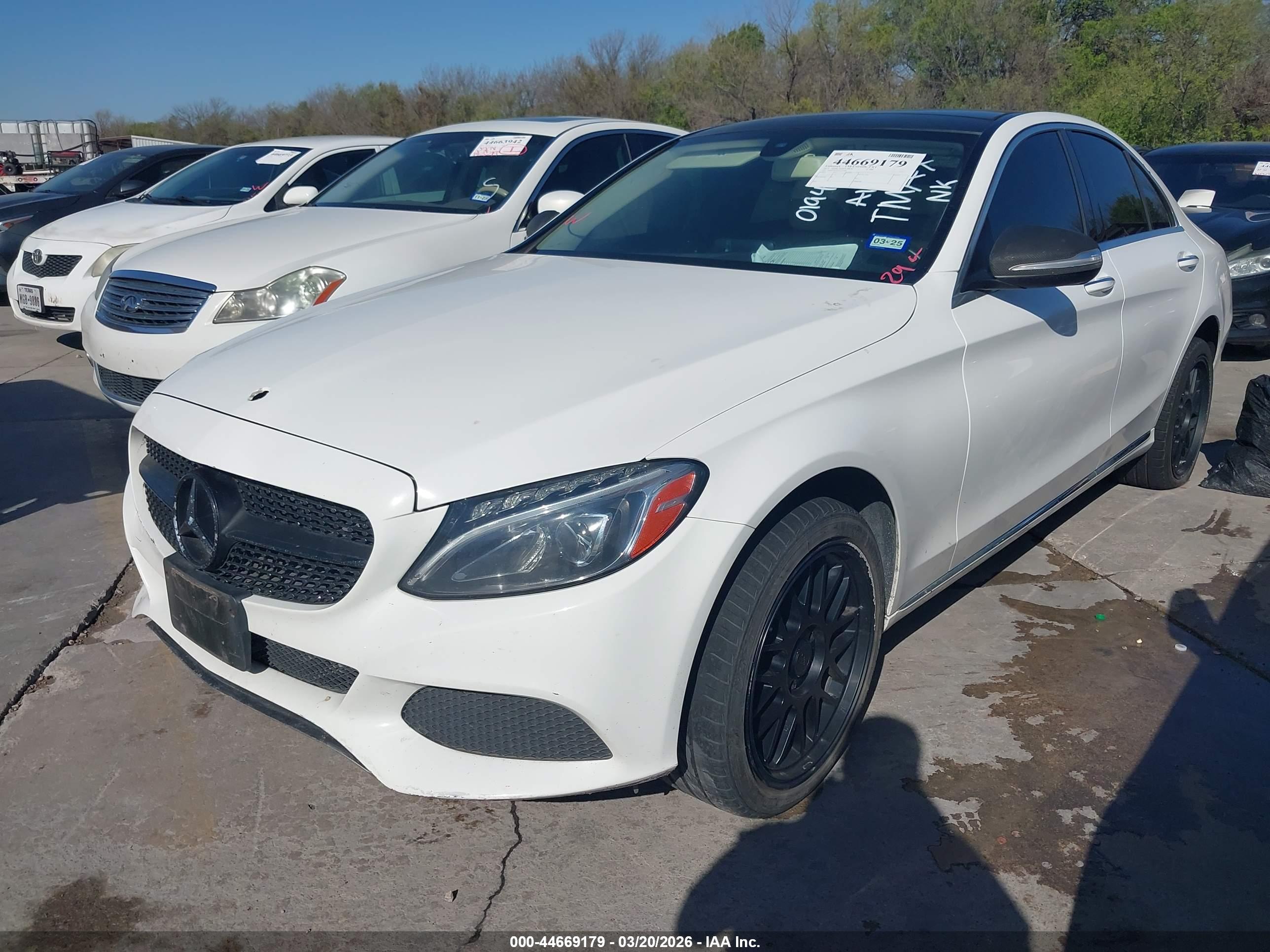 MERCEDES-BENZ C image 2