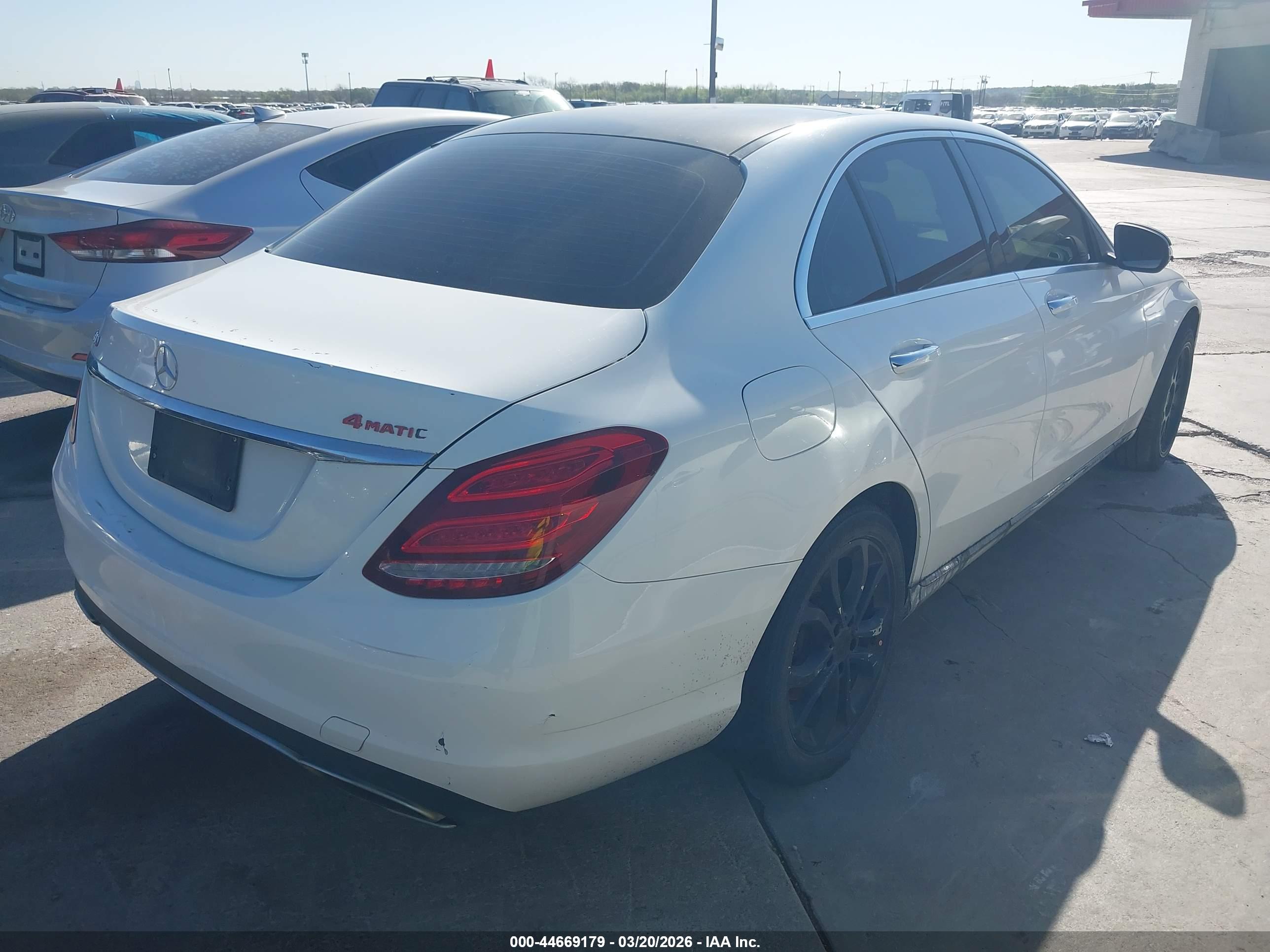 MERCEDES-BENZ C image 4