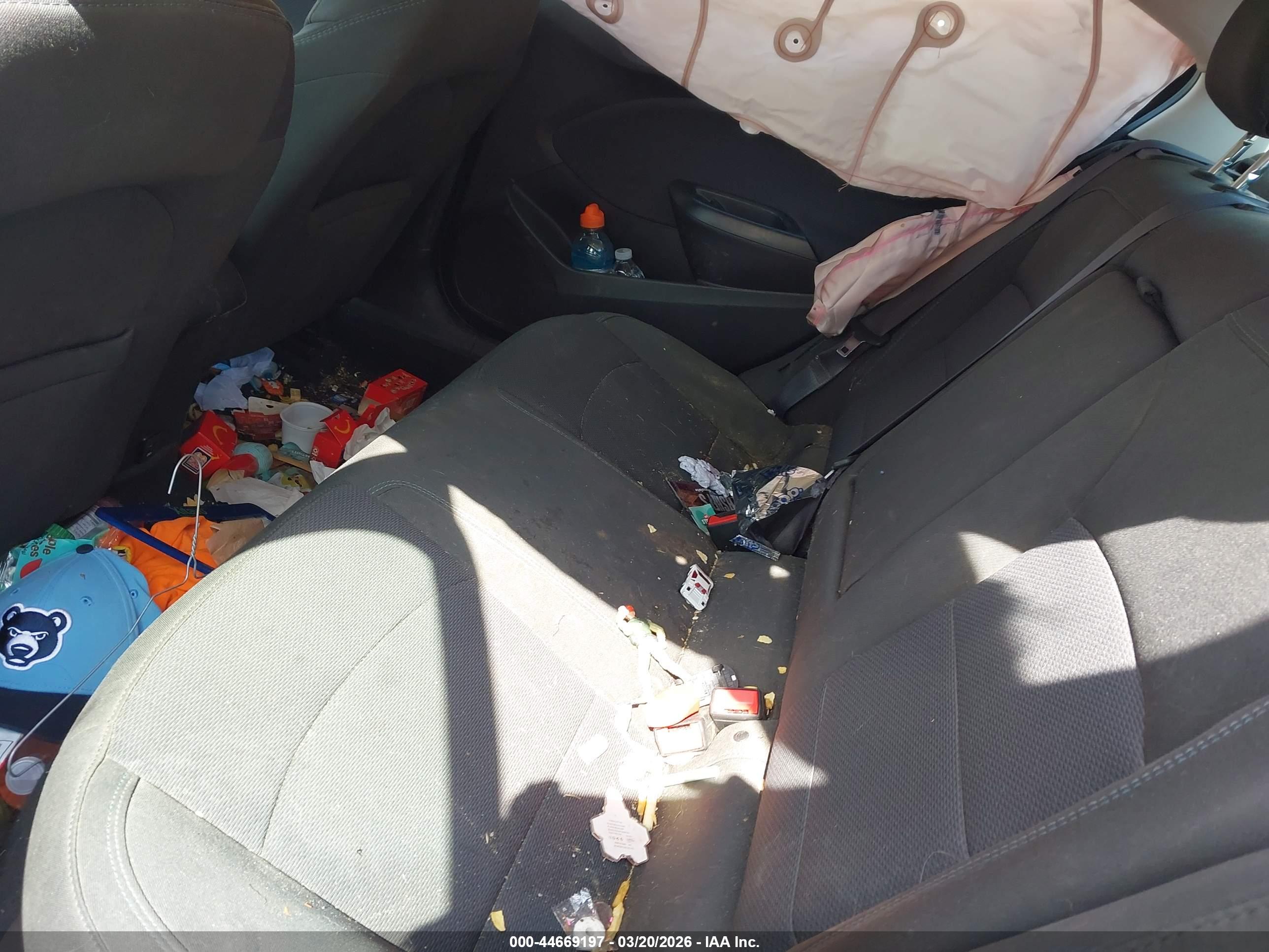 CHEVROLET CRUZE image 8