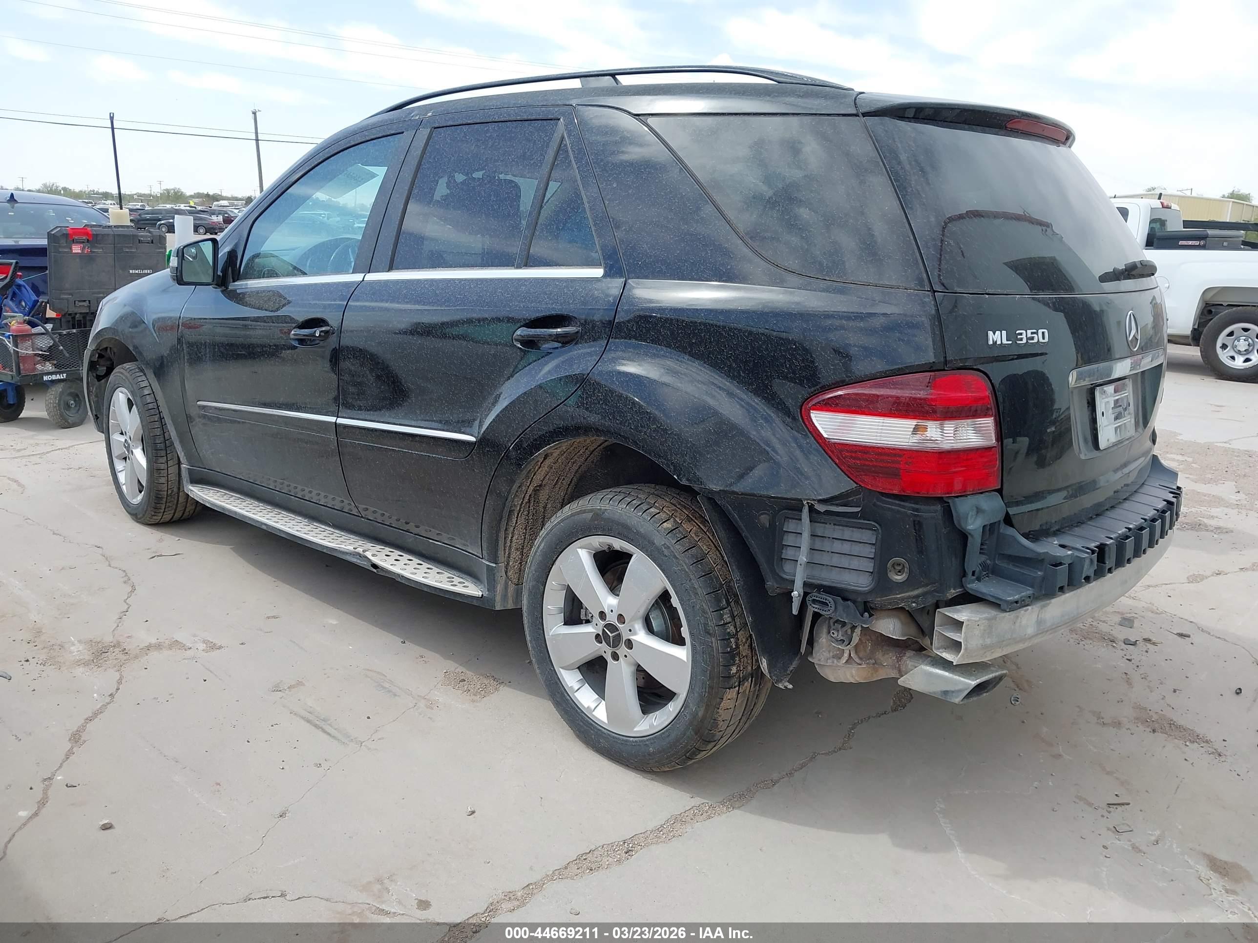 MERCEDES-BENZ ML image 3