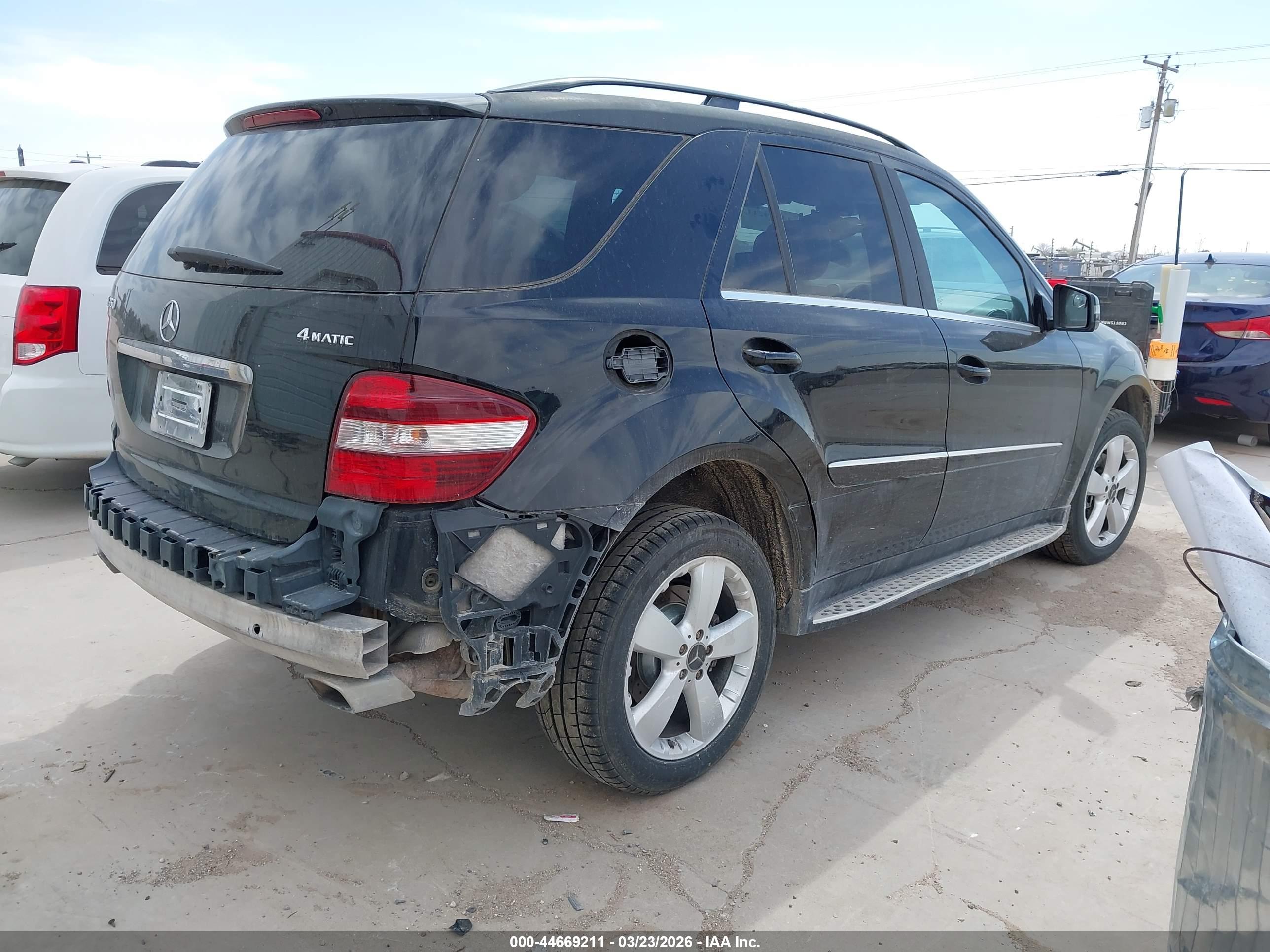 MERCEDES-BENZ ML image 4