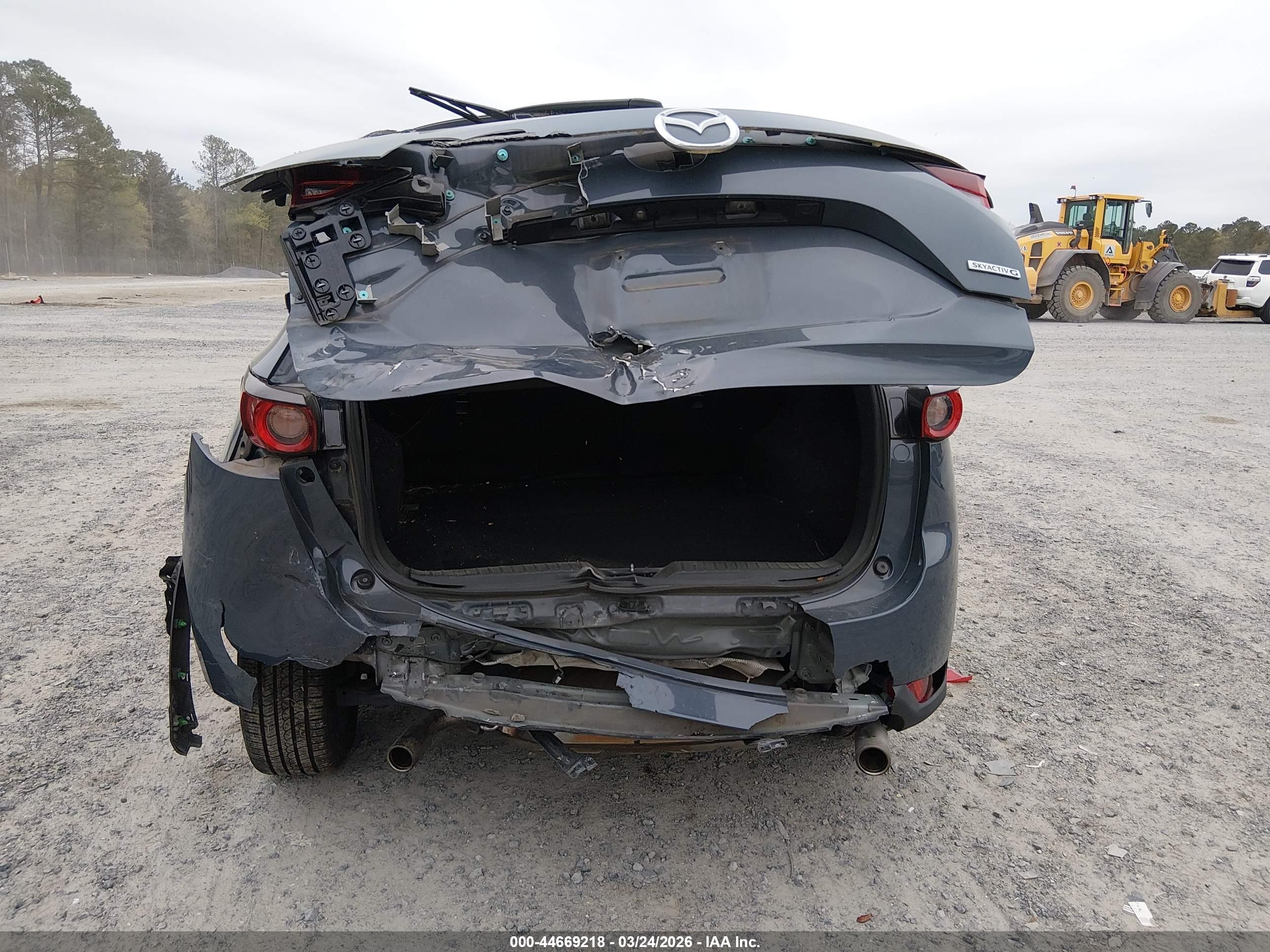 MAZDA CX-5 image 6