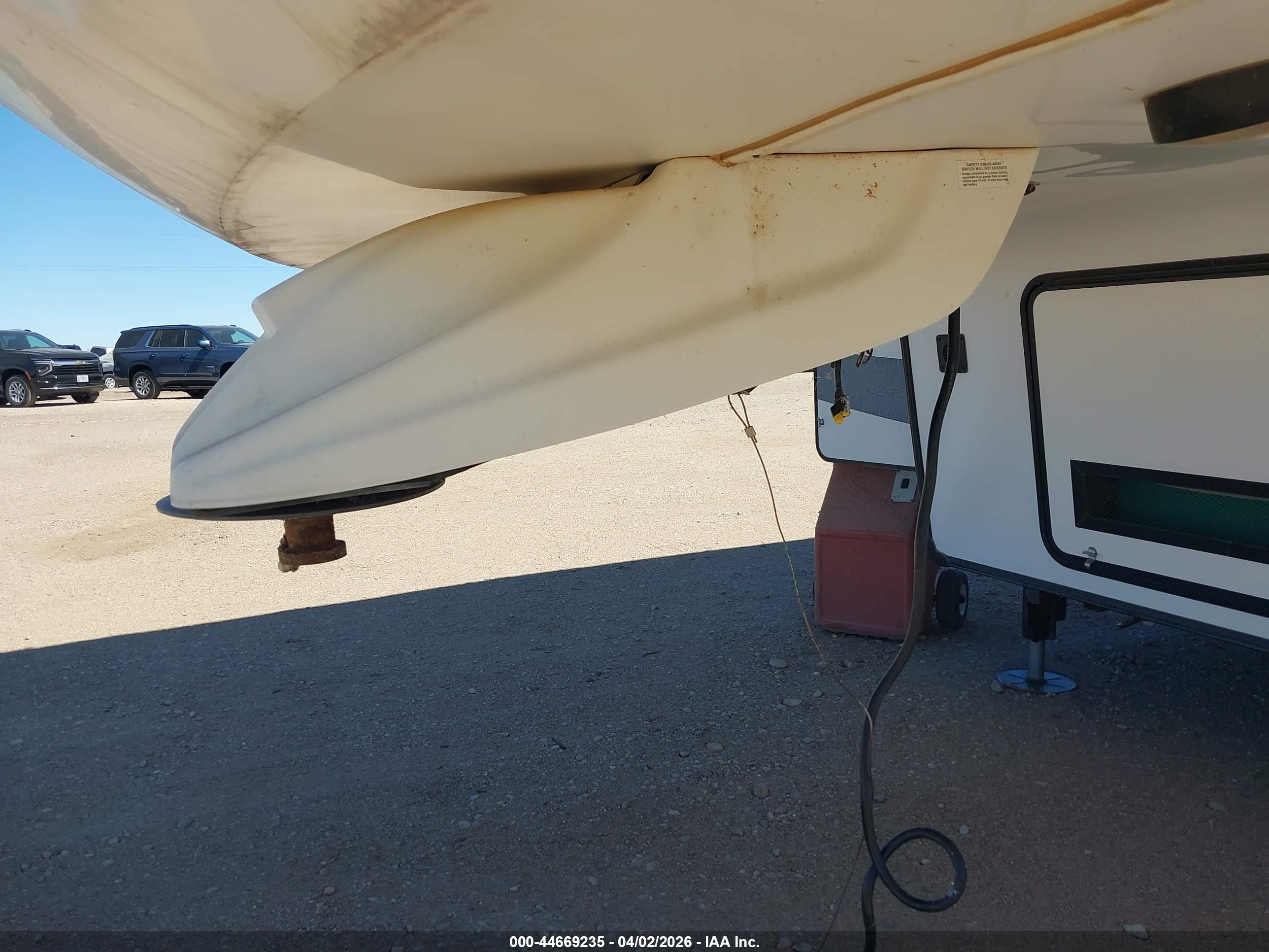 FOUR WINDS image 10