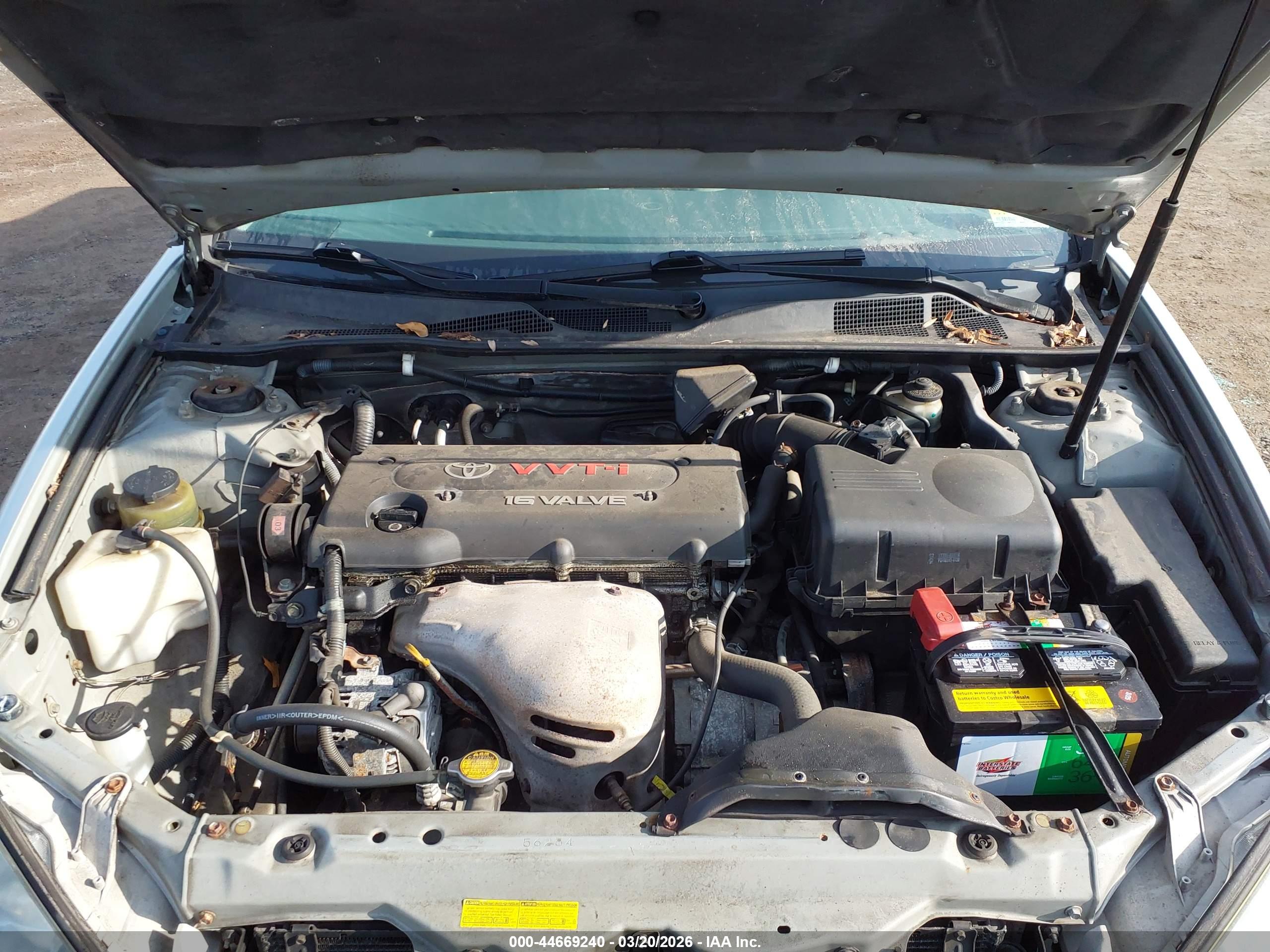 TOYOTA CAMRY image 10