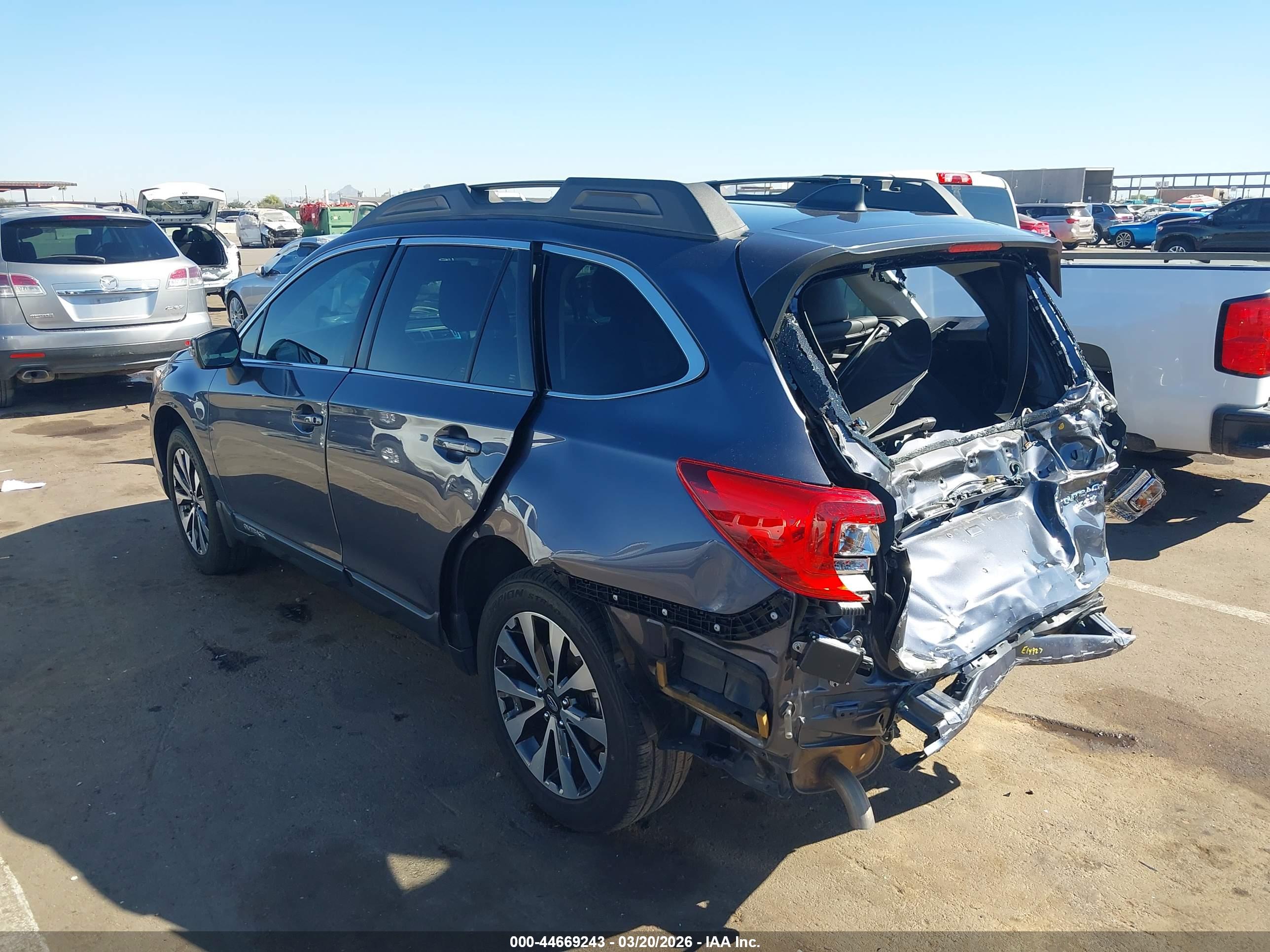 SUBARU OUTBACK image 3
