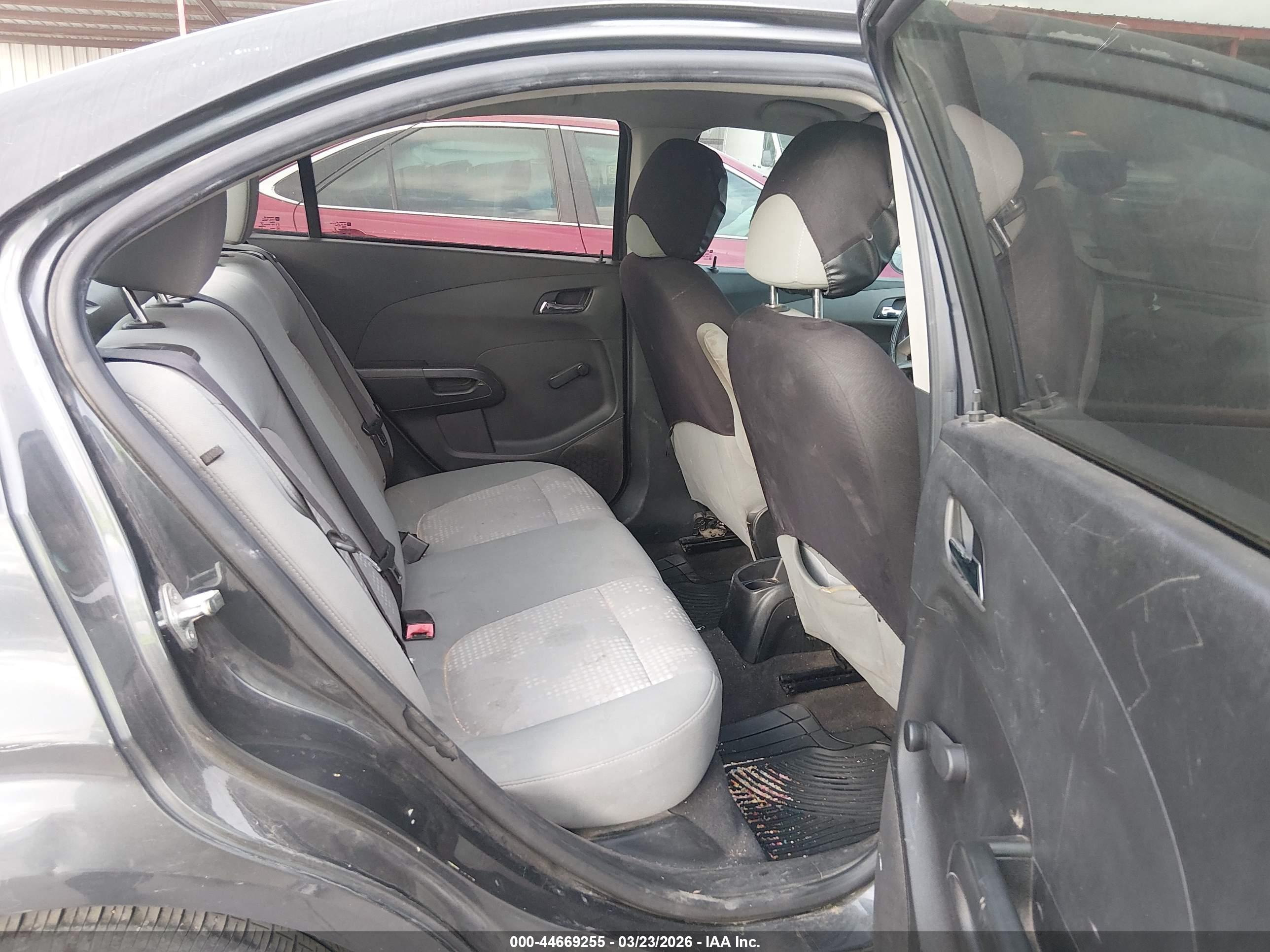 CHEVROLET SONIC image 8