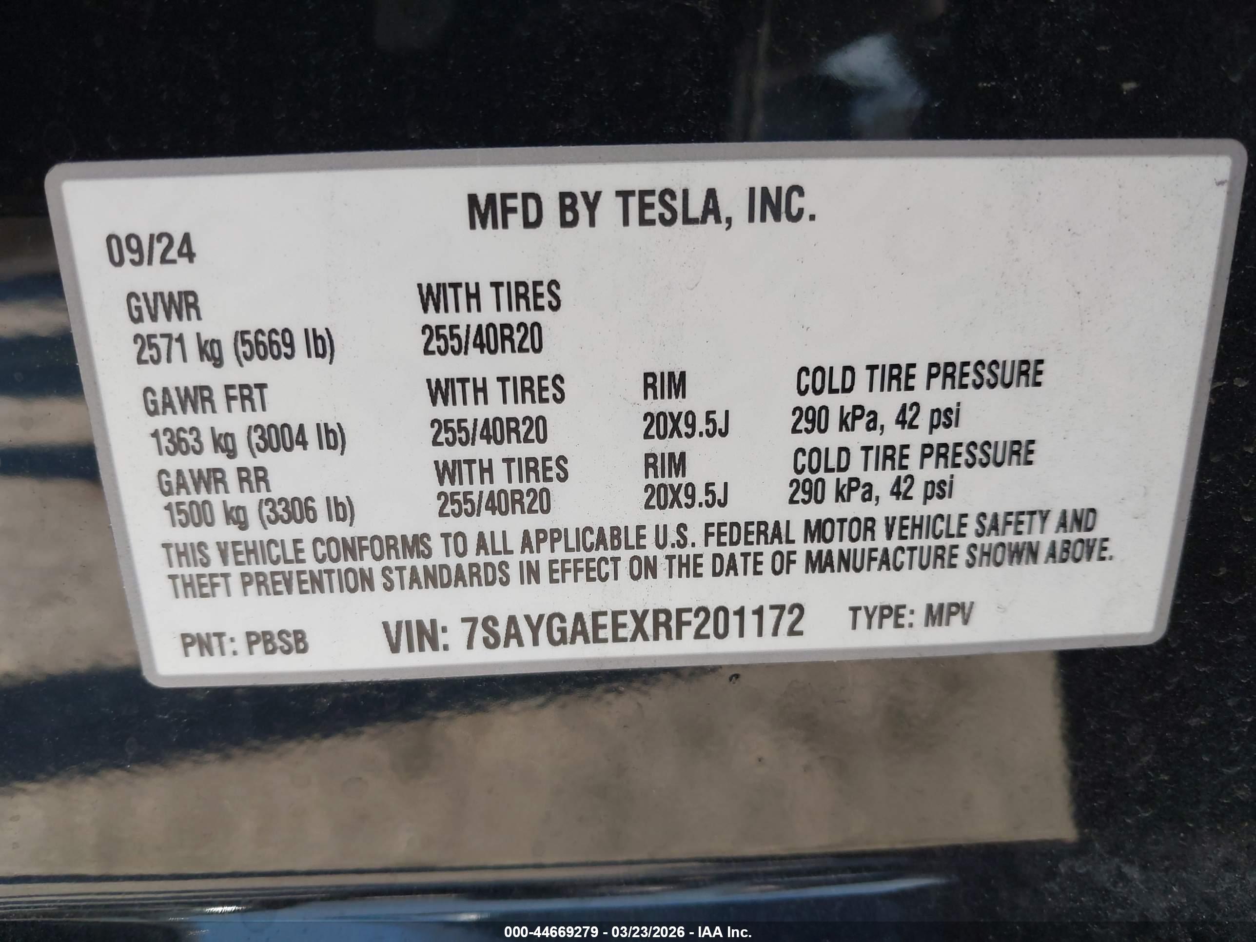 TESLA MODEL image 9