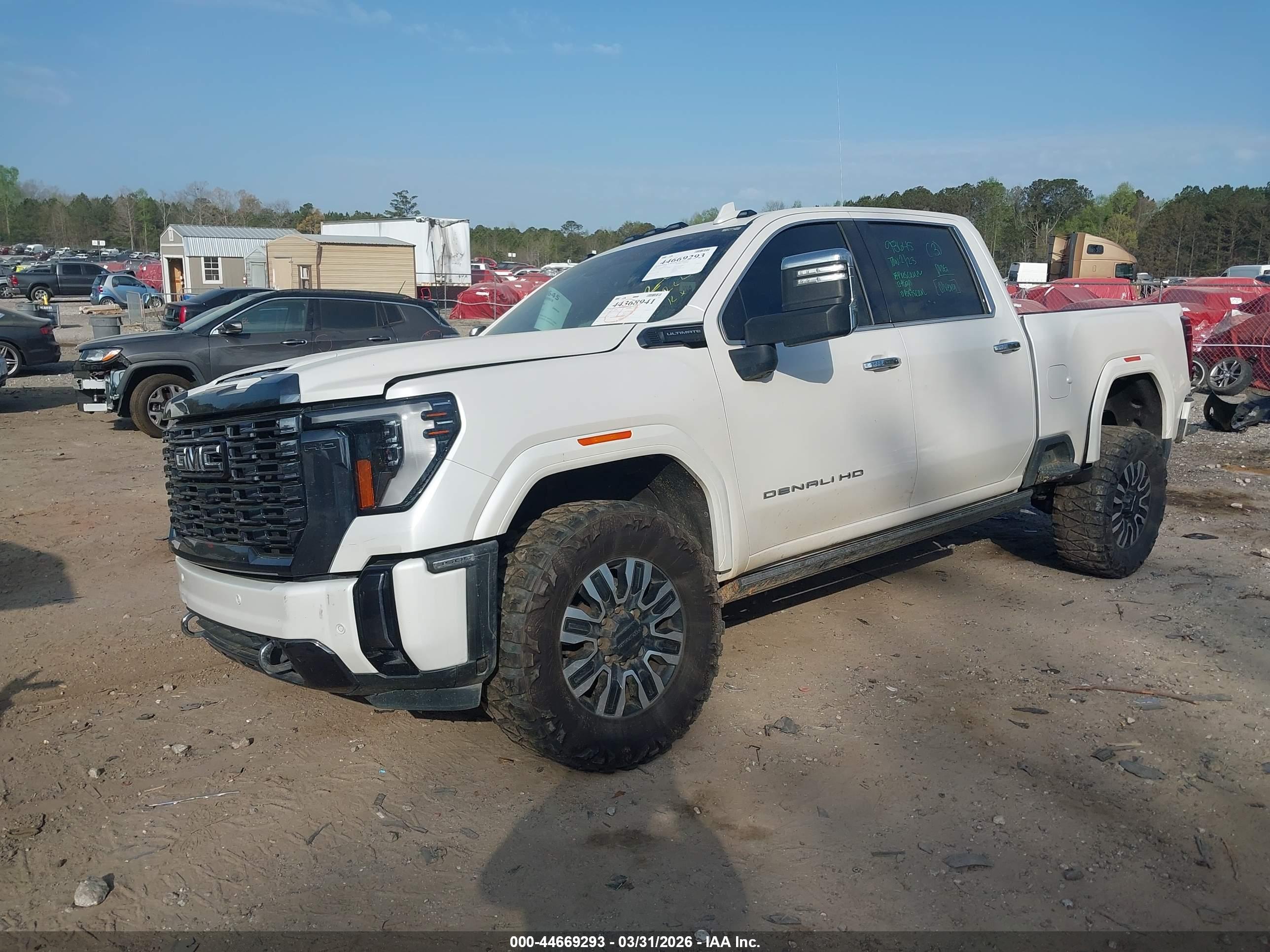 GMC SIERRA image 2