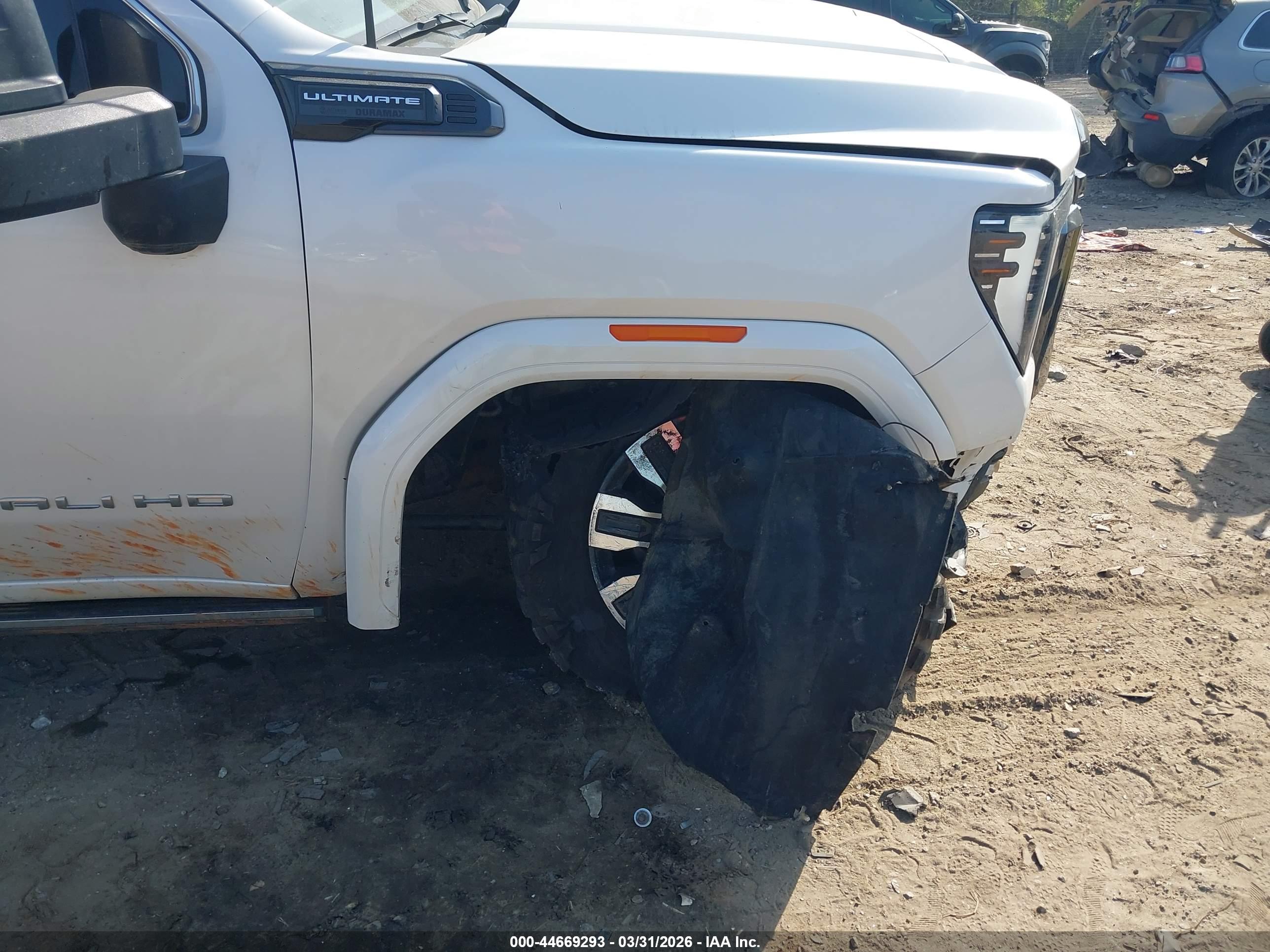 GMC SIERRA image 6