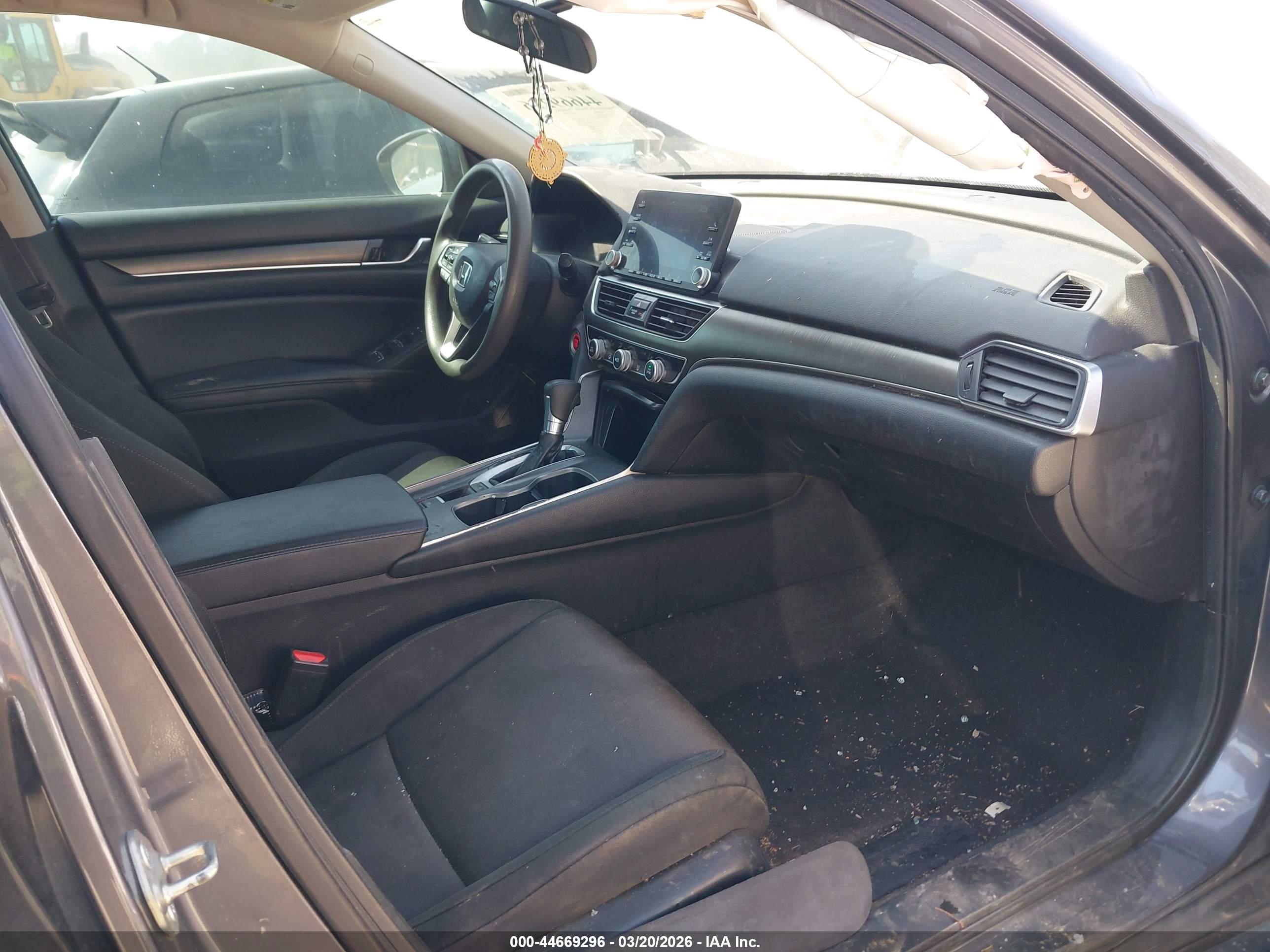 HONDA ACCORD image 5