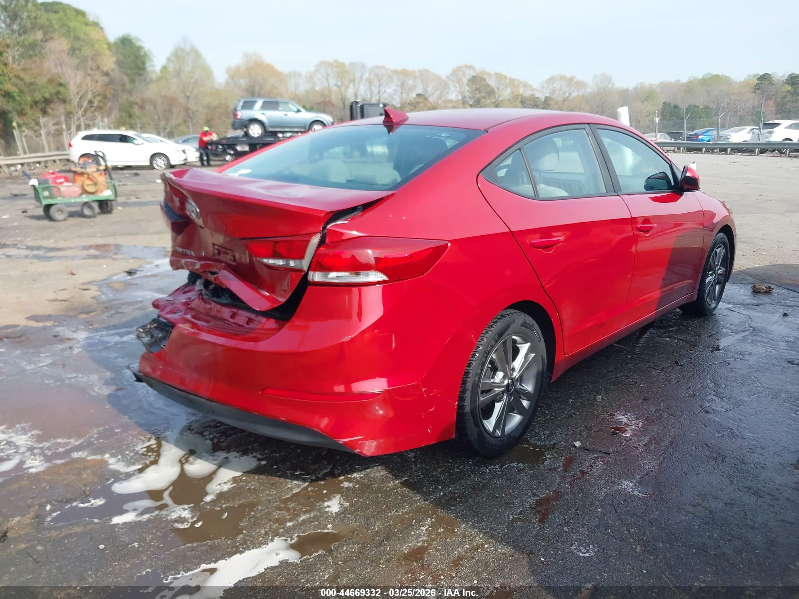 HYUNDAI ELANTRA image 4