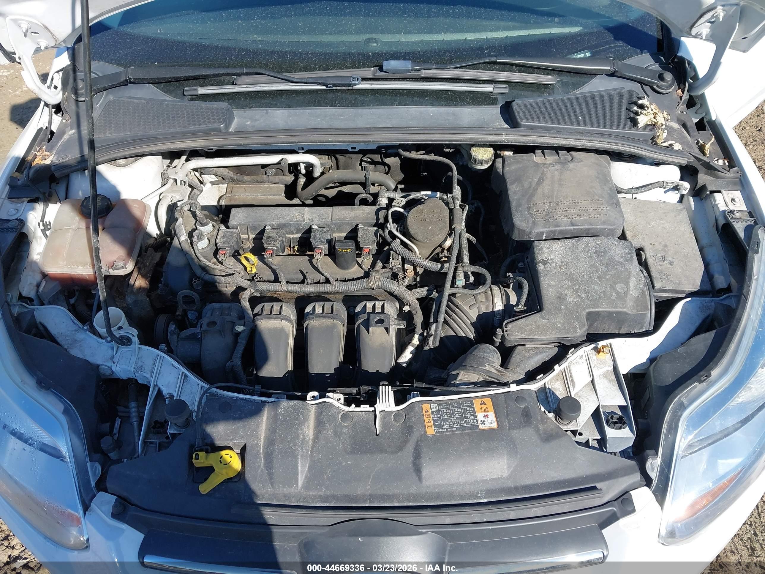 FORD FOCUS image 10